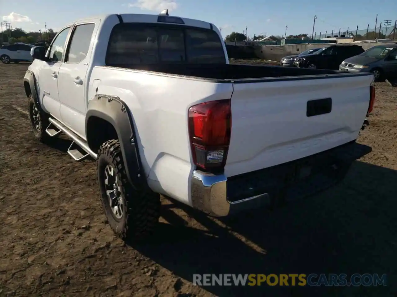 3 Photograph of a damaged car 5TFAX5GN9KX143828 TOYOTA TACOMA 2019