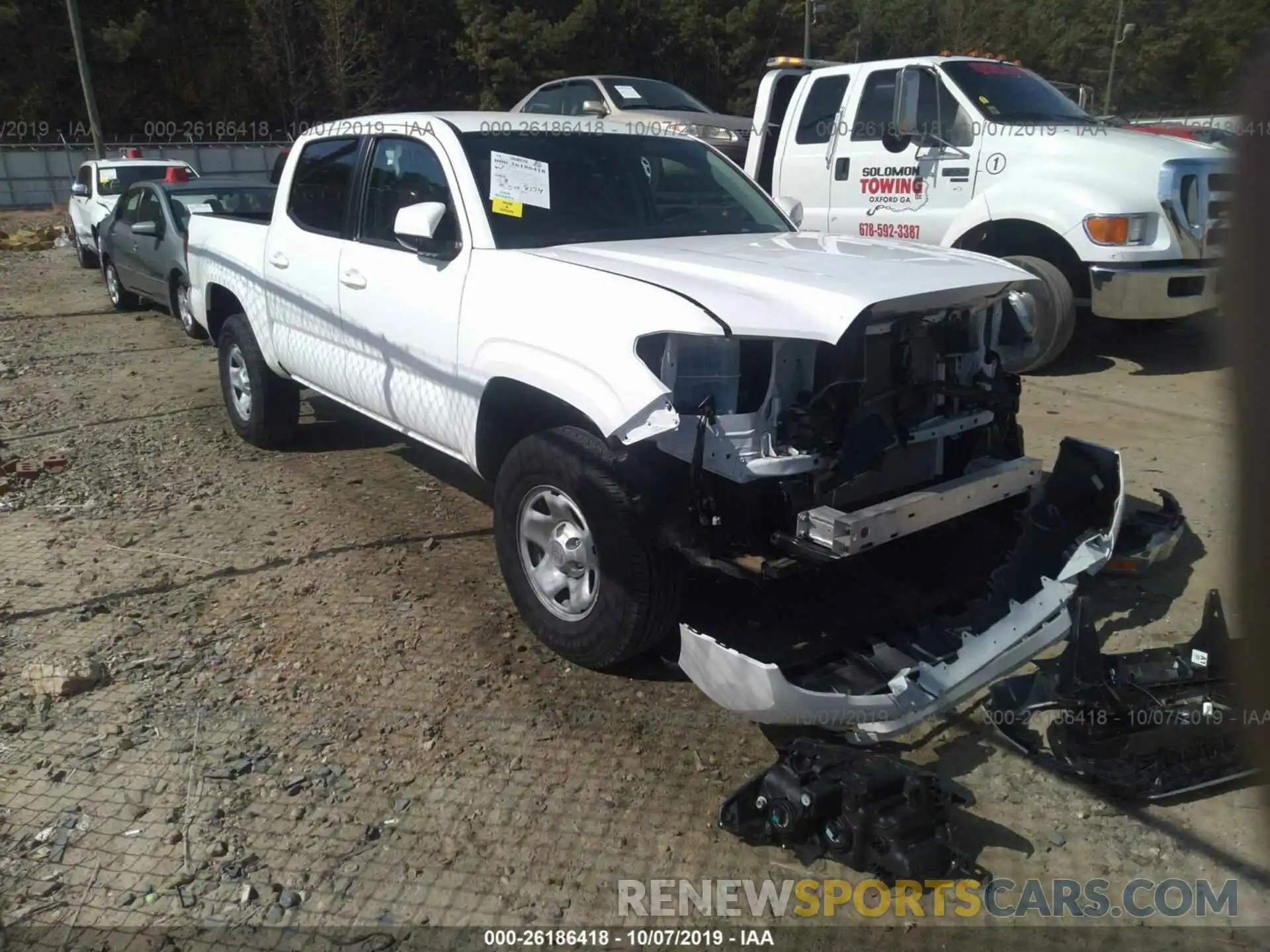 1 Photograph of a damaged car 5TFAX5GN9KX144462 TOYOTA TACOMA 2019