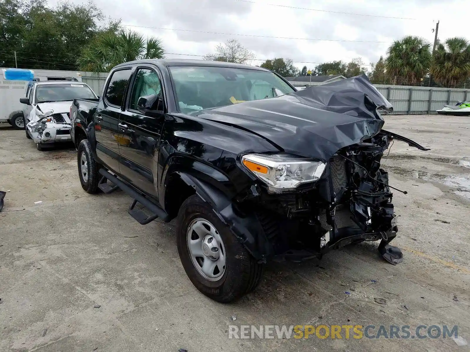 1 Photograph of a damaged car 5TFAX5GN9KX146390 TOYOTA TACOMA 2019