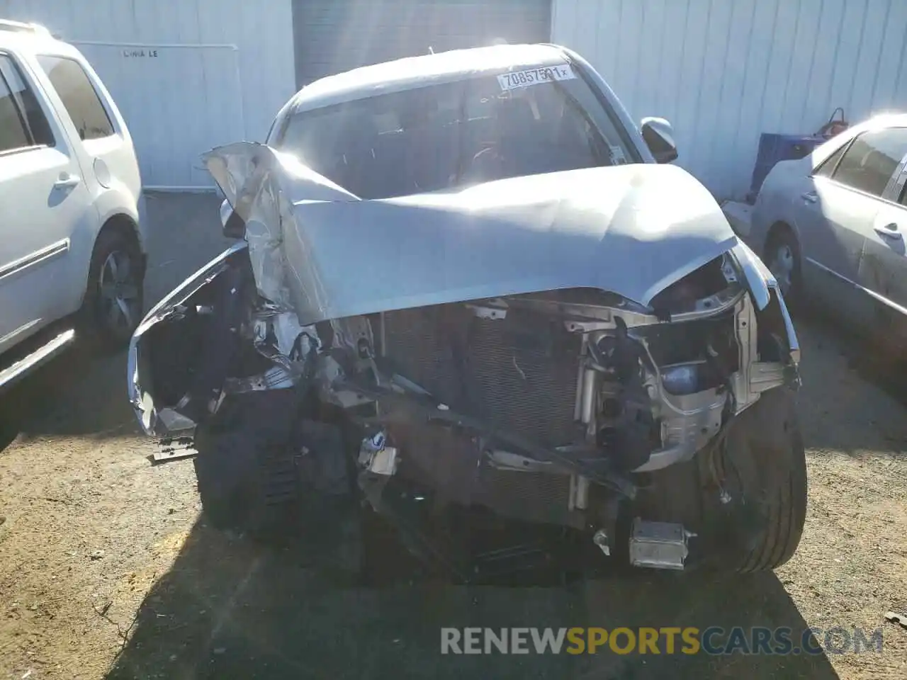 9 Photograph of a damaged car 5TFAX5GN9KX146793 TOYOTA TACOMA 2019