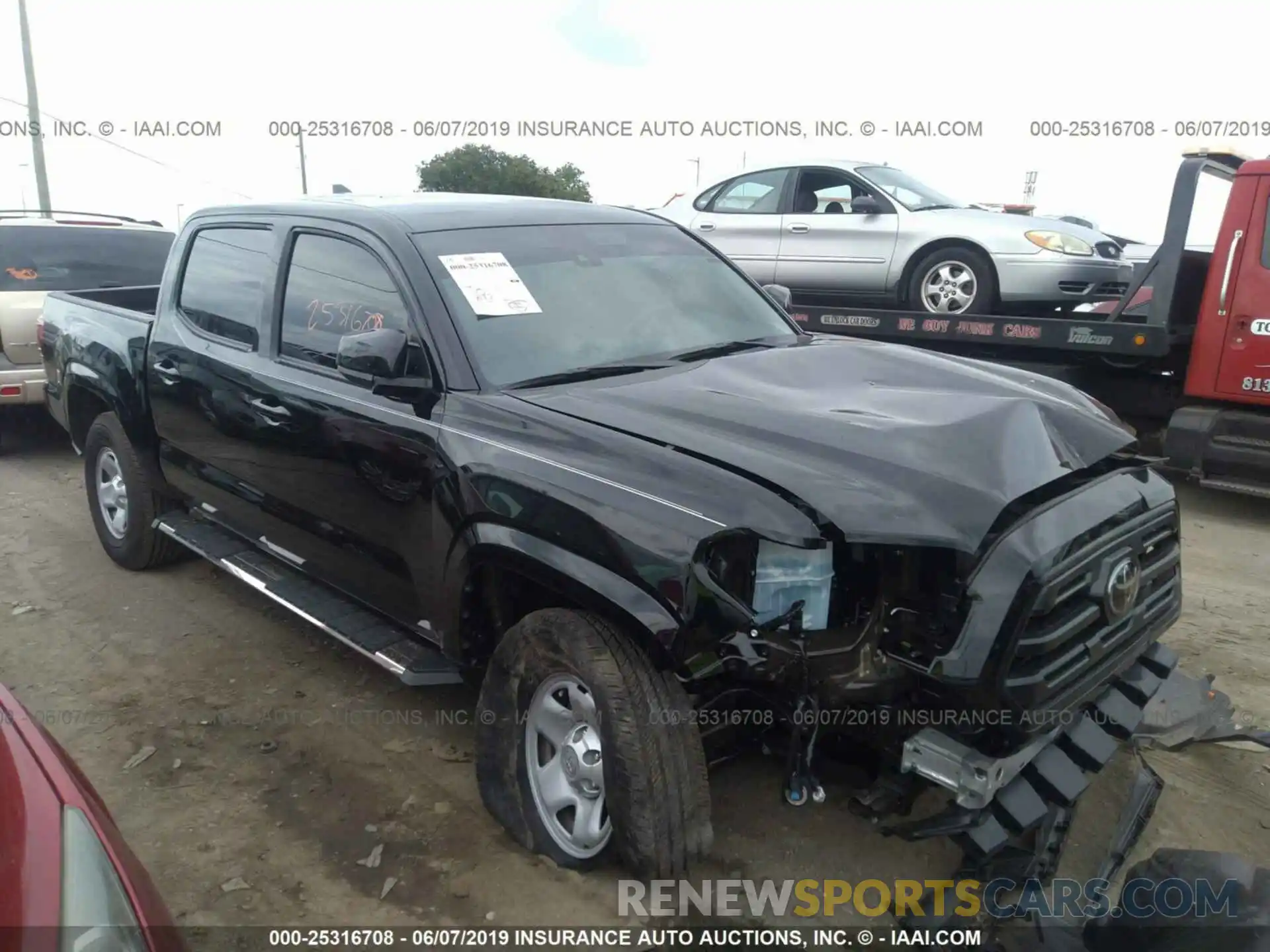 1 Photograph of a damaged car 5TFAX5GN9KX146924 TOYOTA TACOMA 2019