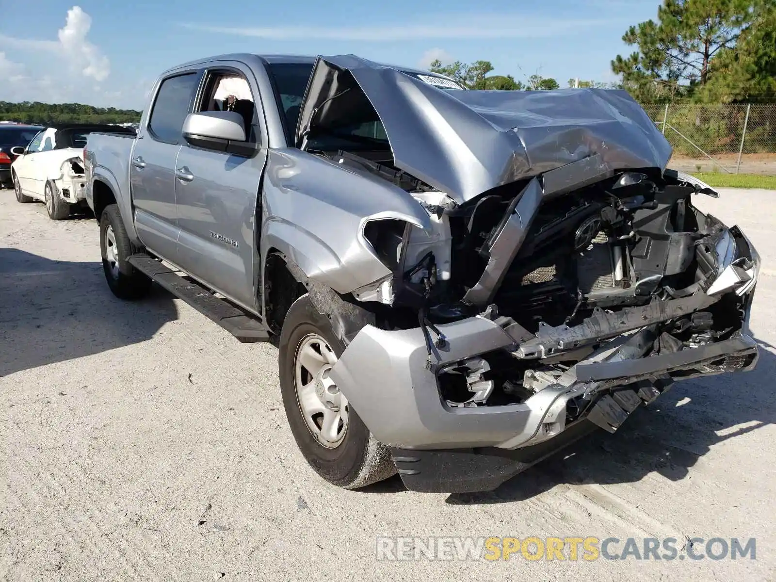 1 Photograph of a damaged car 5TFAX5GN9KX148009 TOYOTA TACOMA 2019