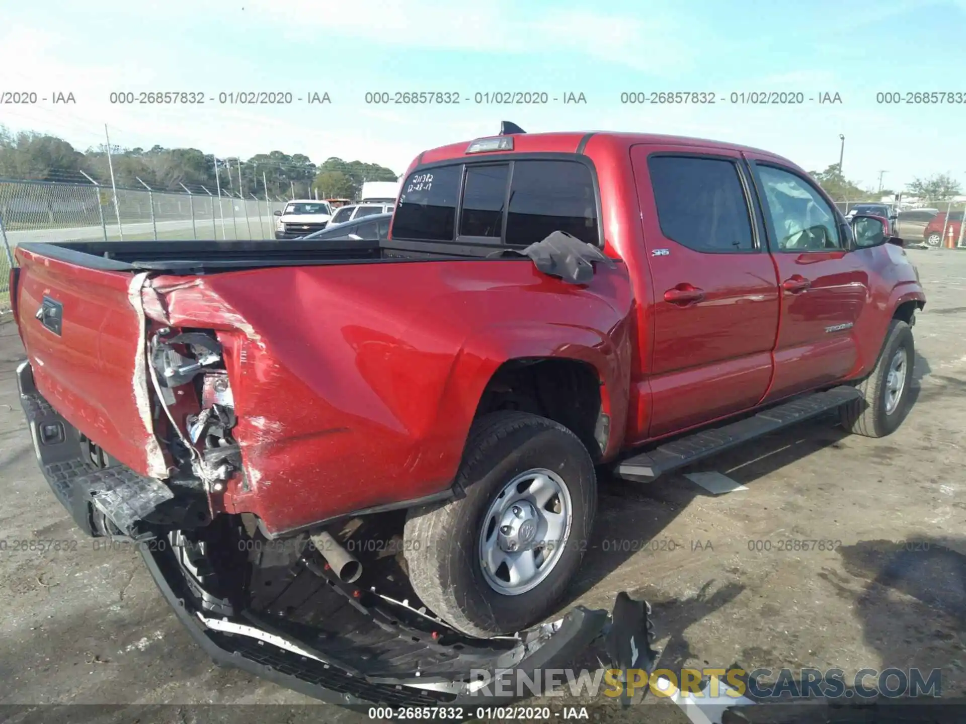 4 Photograph of a damaged car 5TFAX5GN9KX150231 TOYOTA TACOMA 2019