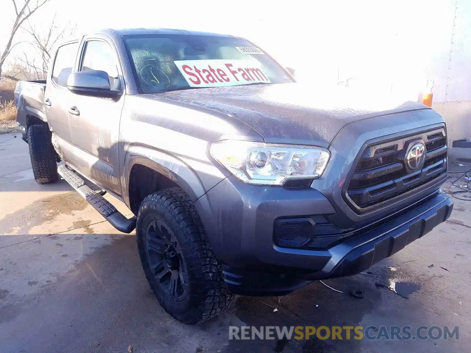 1 Photograph of a damaged car 5TFAX5GN9KX157213 TOYOTA TACOMA 2019