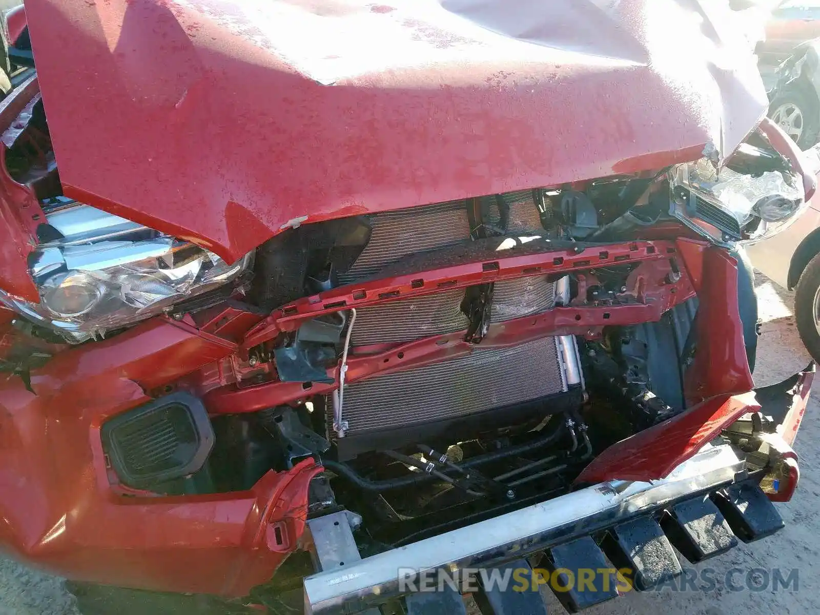 9 Photograph of a damaged car 5TFAX5GN9KX160628 TOYOTA TACOMA 2019