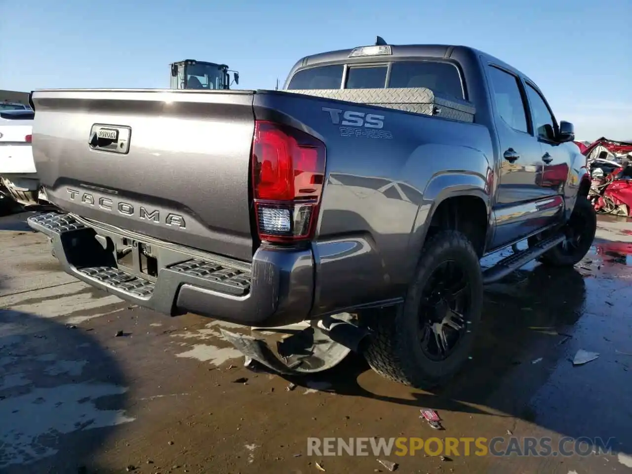 4 Photograph of a damaged car 5TFAX5GN9KX162718 TOYOTA TACOMA 2019