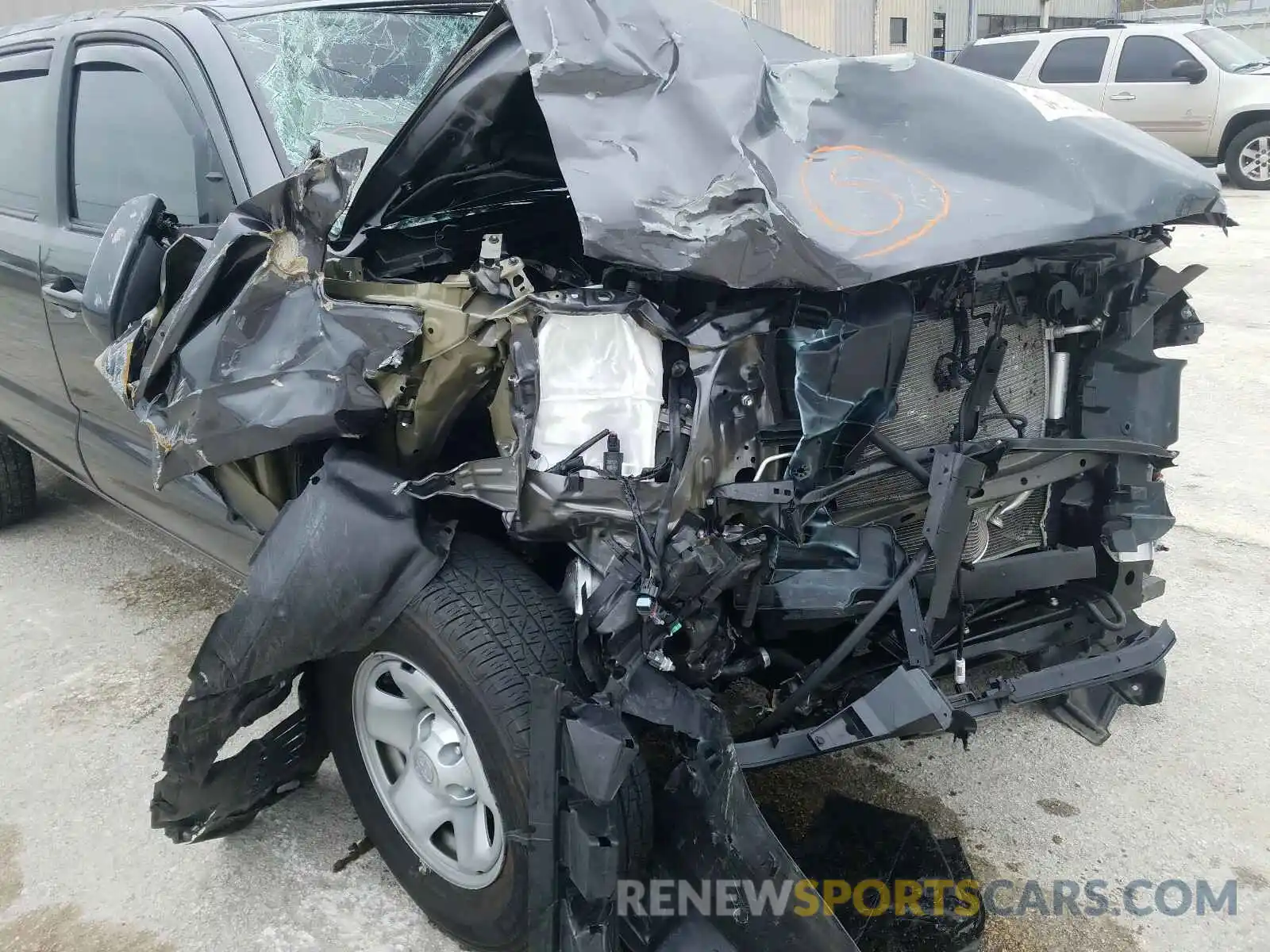 9 Photograph of a damaged car 5TFAX5GN9KX164680 TOYOTA TACOMA 2019