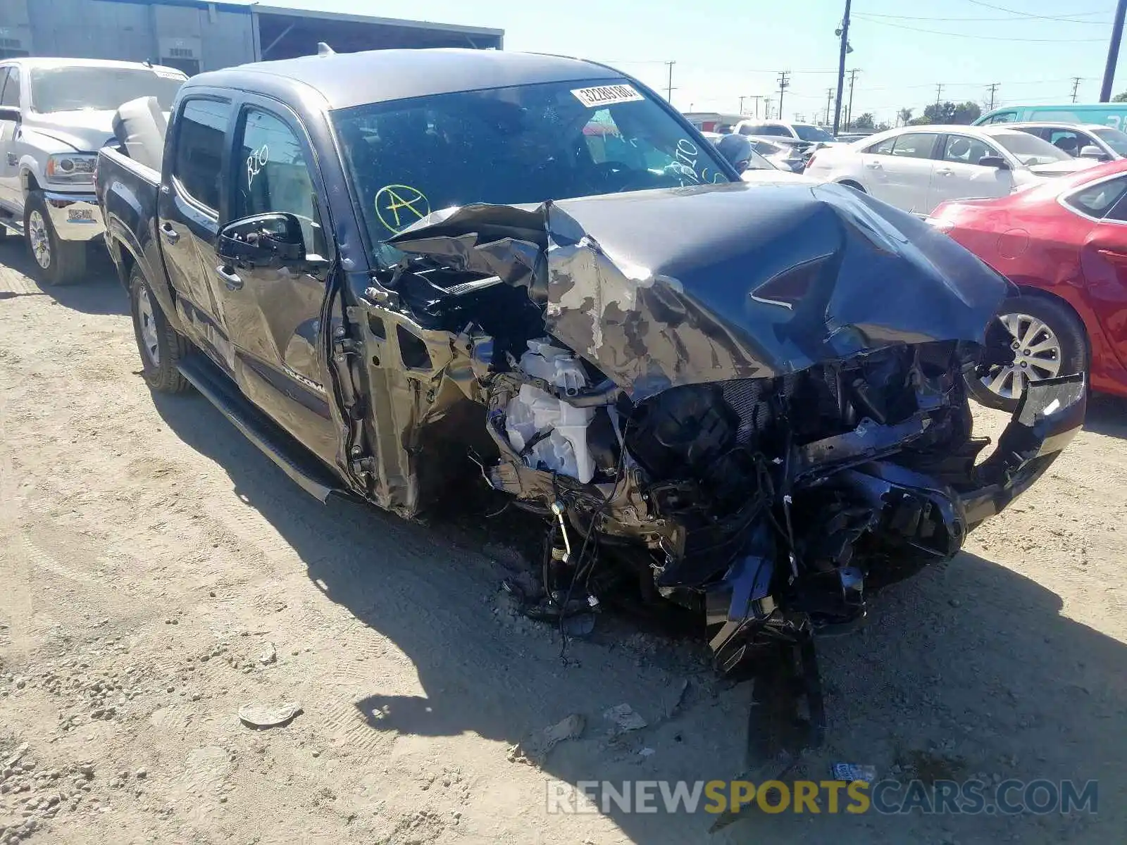 1 Photograph of a damaged car 5TFAX5GN9KX164775 TOYOTA TACOMA 2019