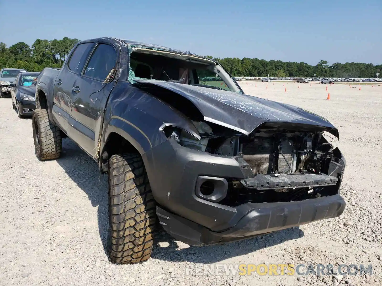 1 Photograph of a damaged car 5TFAX5GNXKX137049 TOYOTA TACOMA 2019