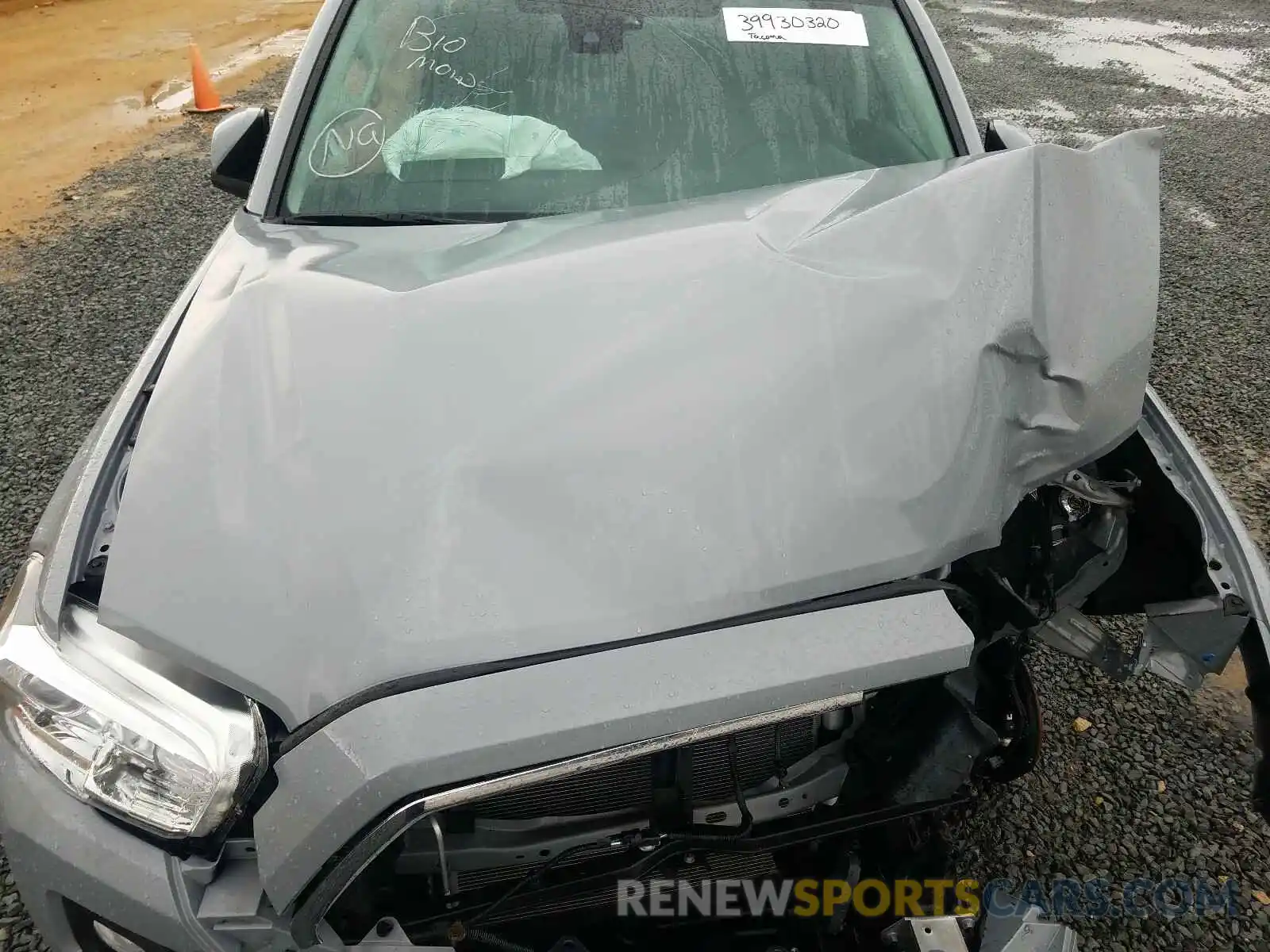 7 Photograph of a damaged car 5TFAX5GNXKX139559 TOYOTA TACOMA 2019