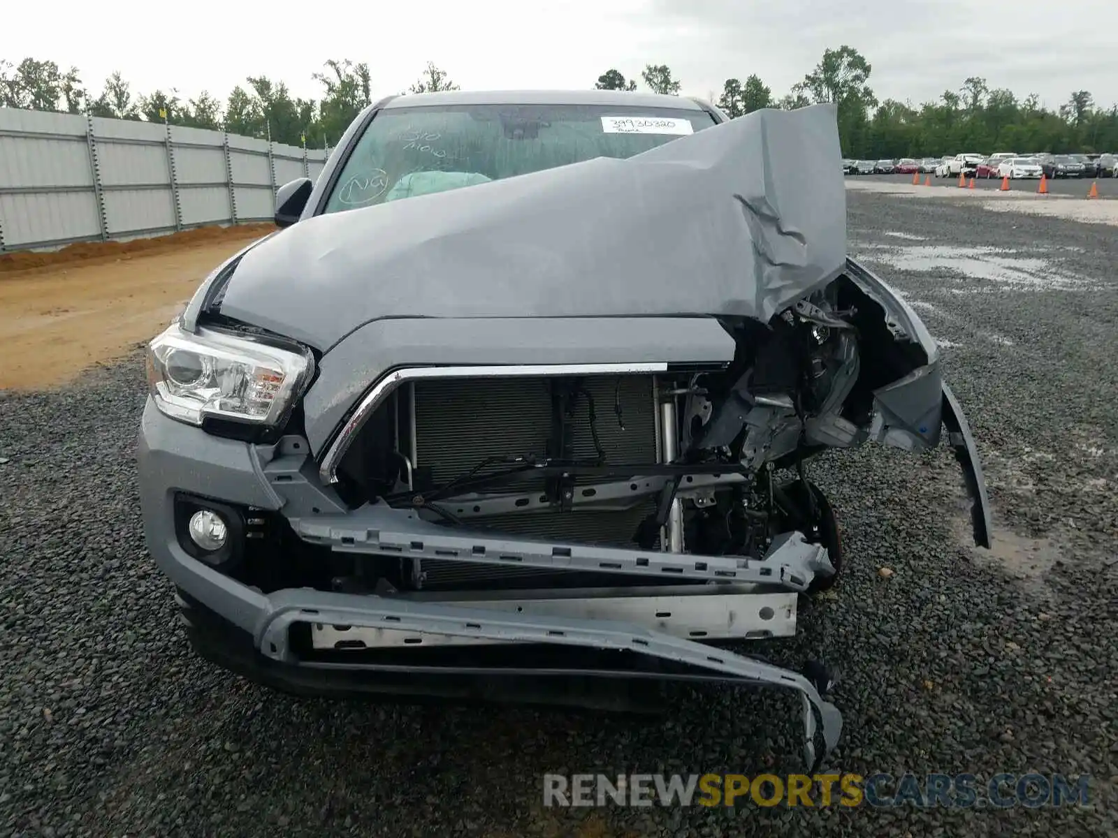 9 Photograph of a damaged car 5TFAX5GNXKX139559 TOYOTA TACOMA 2019