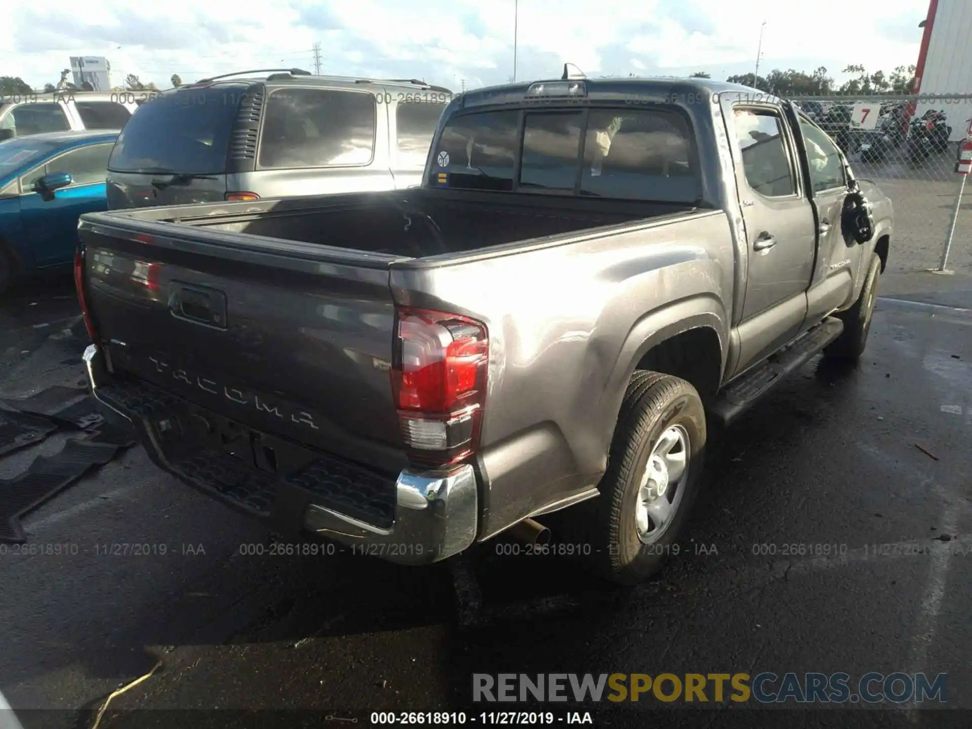 4 Photograph of a damaged car 5TFAX5GNXKX150724 TOYOTA TACOMA 2019