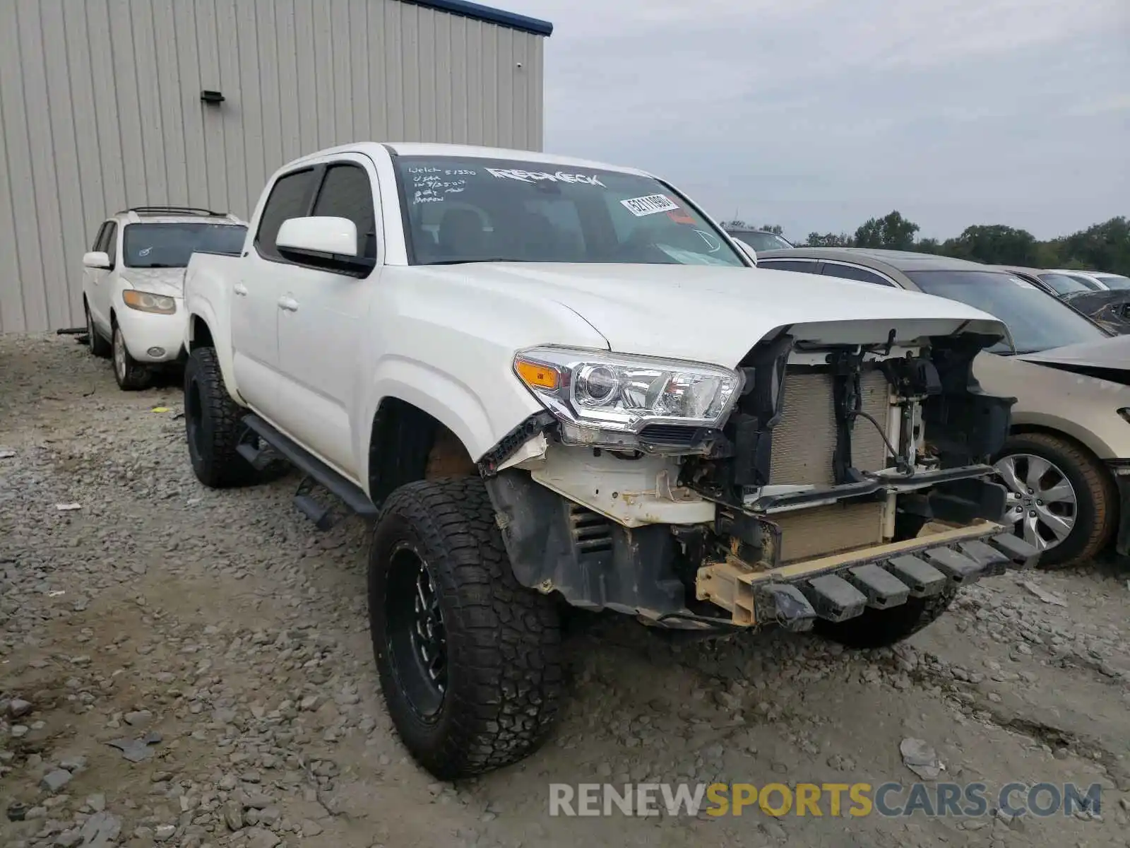 1 Photograph of a damaged car 5TFAX5GNXKX155129 TOYOTA TACOMA 2019