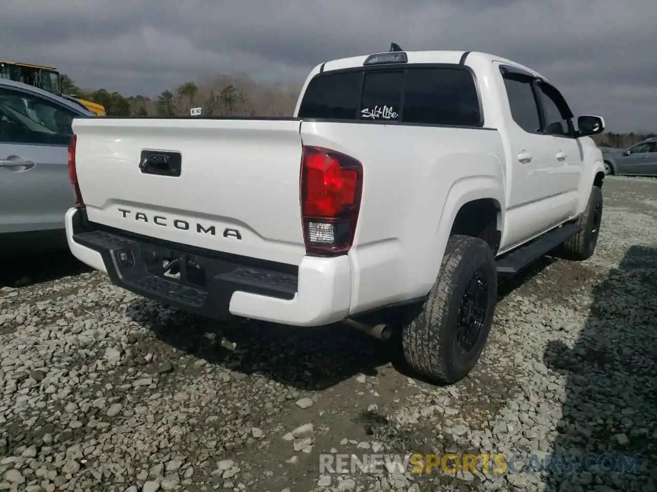 4 Photograph of a damaged car 5TFAX5GNXKX158547 TOYOTA TACOMA 2019