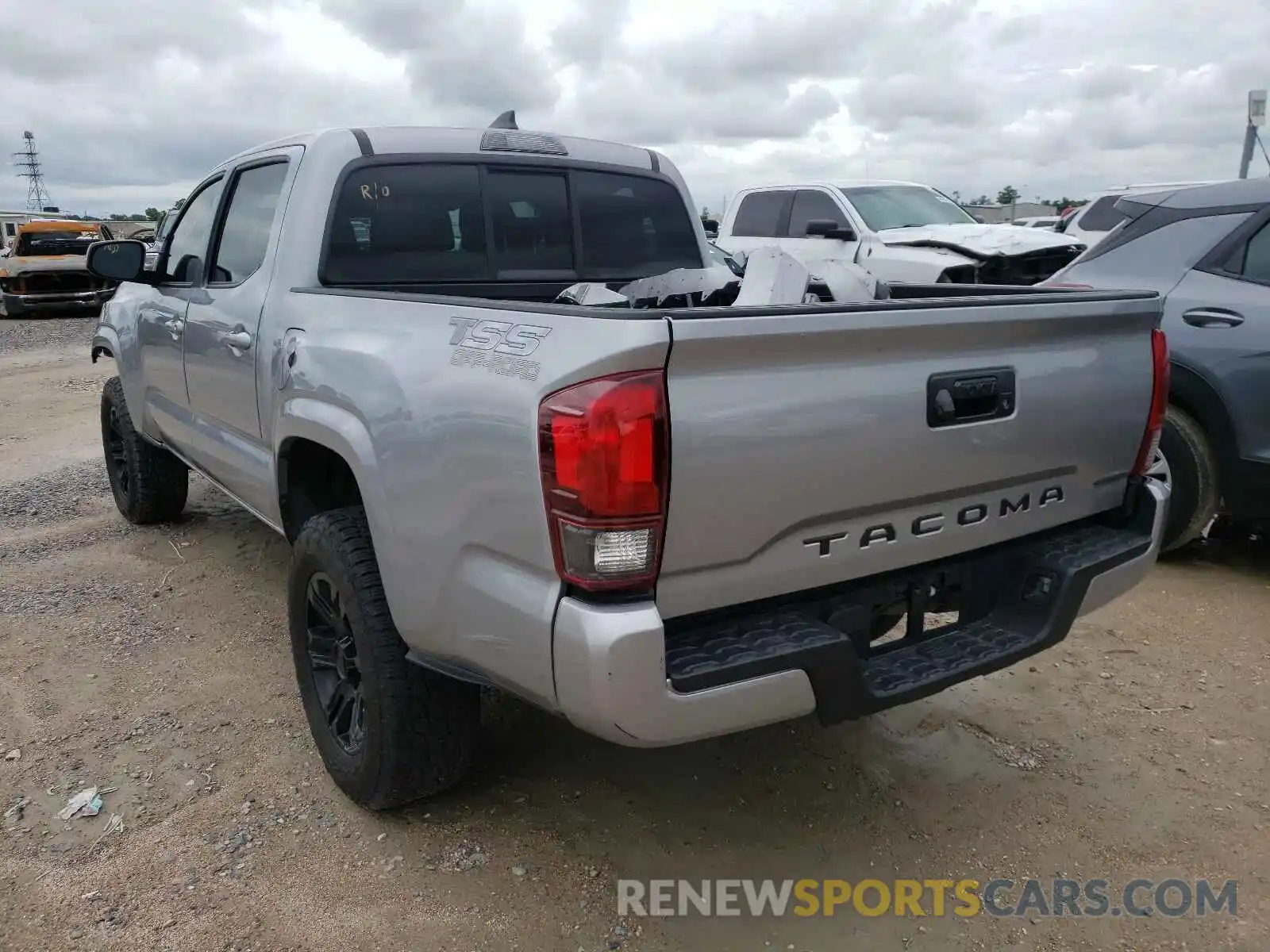 3 Фотография поврежденного автомобиля 5TFAX5GNXKX162730 TOYOTA TACOMA 2019