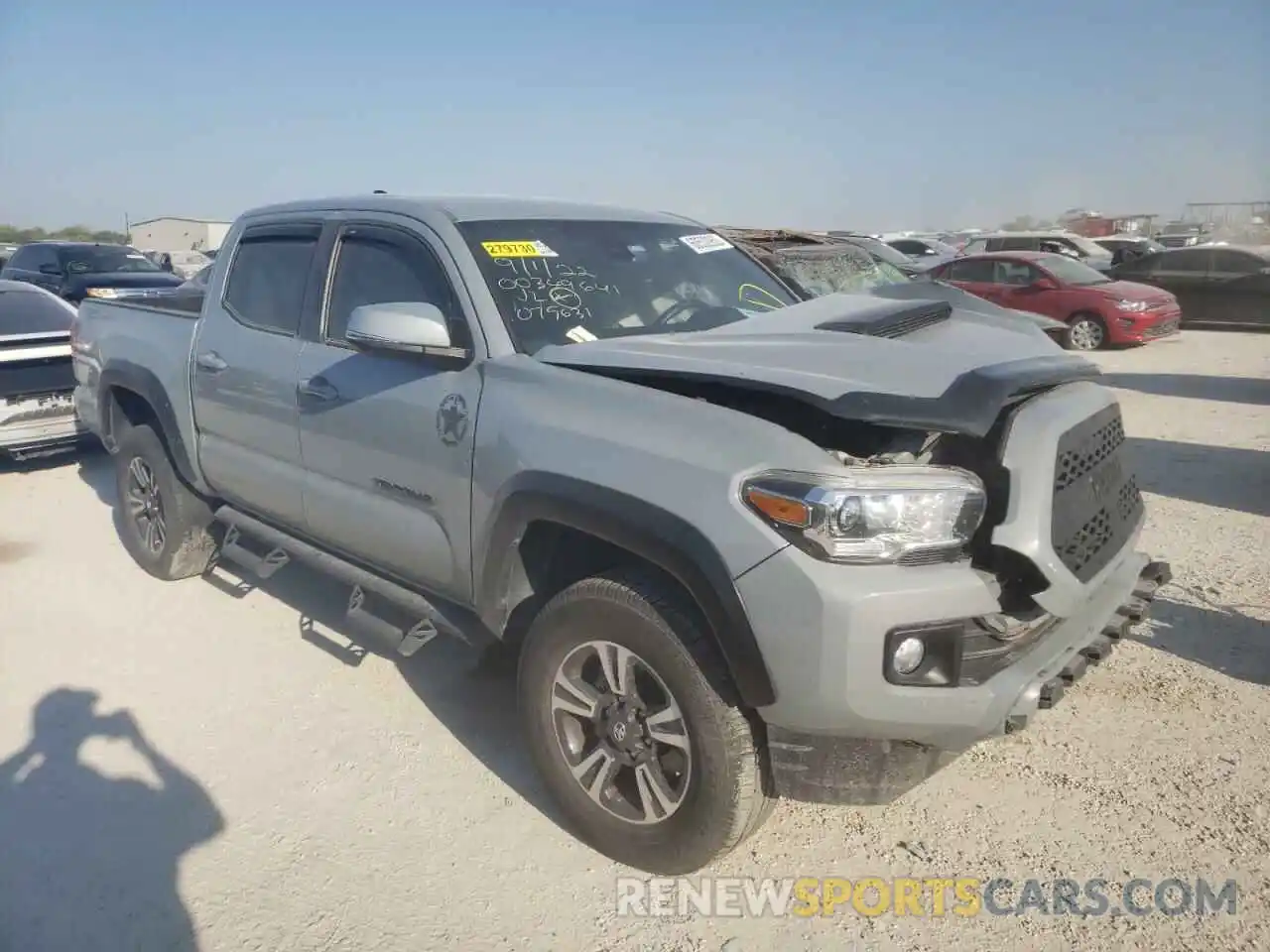 1 Photograph of a damaged car 5TFAZ5CN0KX075631 TOYOTA TACOMA 2019