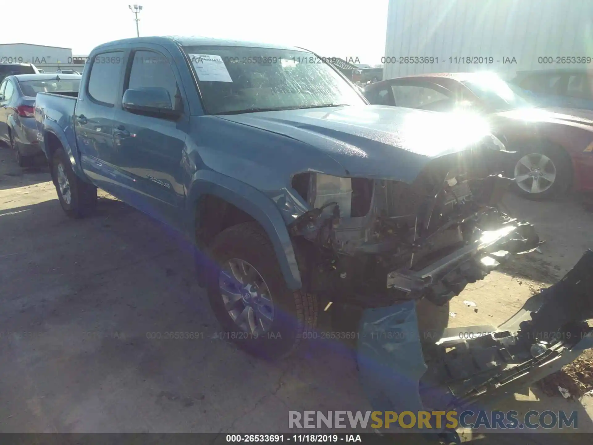 1 Photograph of a damaged car 5TFAZ5CN0KX086550 TOYOTA TACOMA 2019