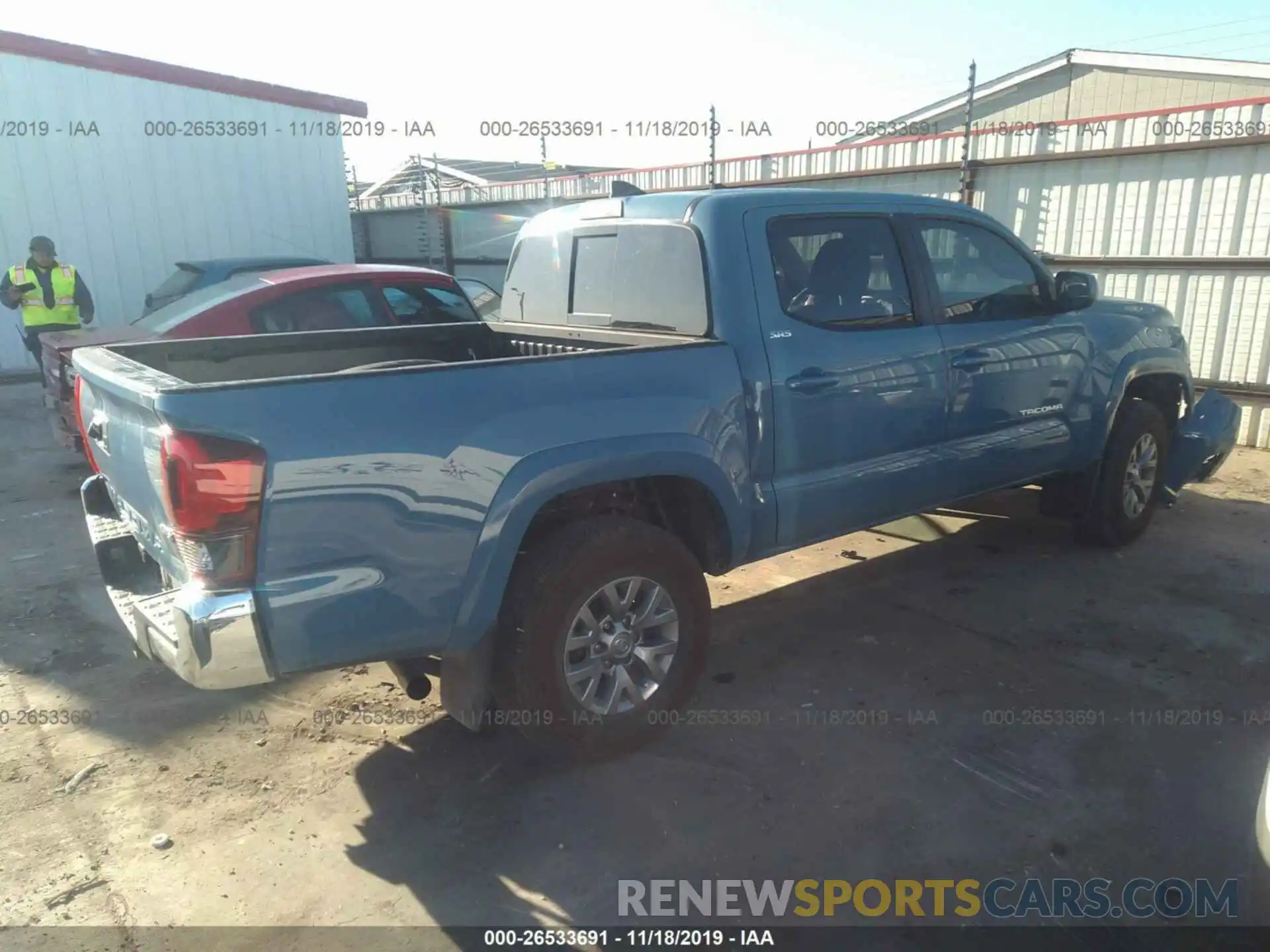 4 Фотография поврежденного автомобиля 5TFAZ5CN0KX086550 TOYOTA TACOMA 2019