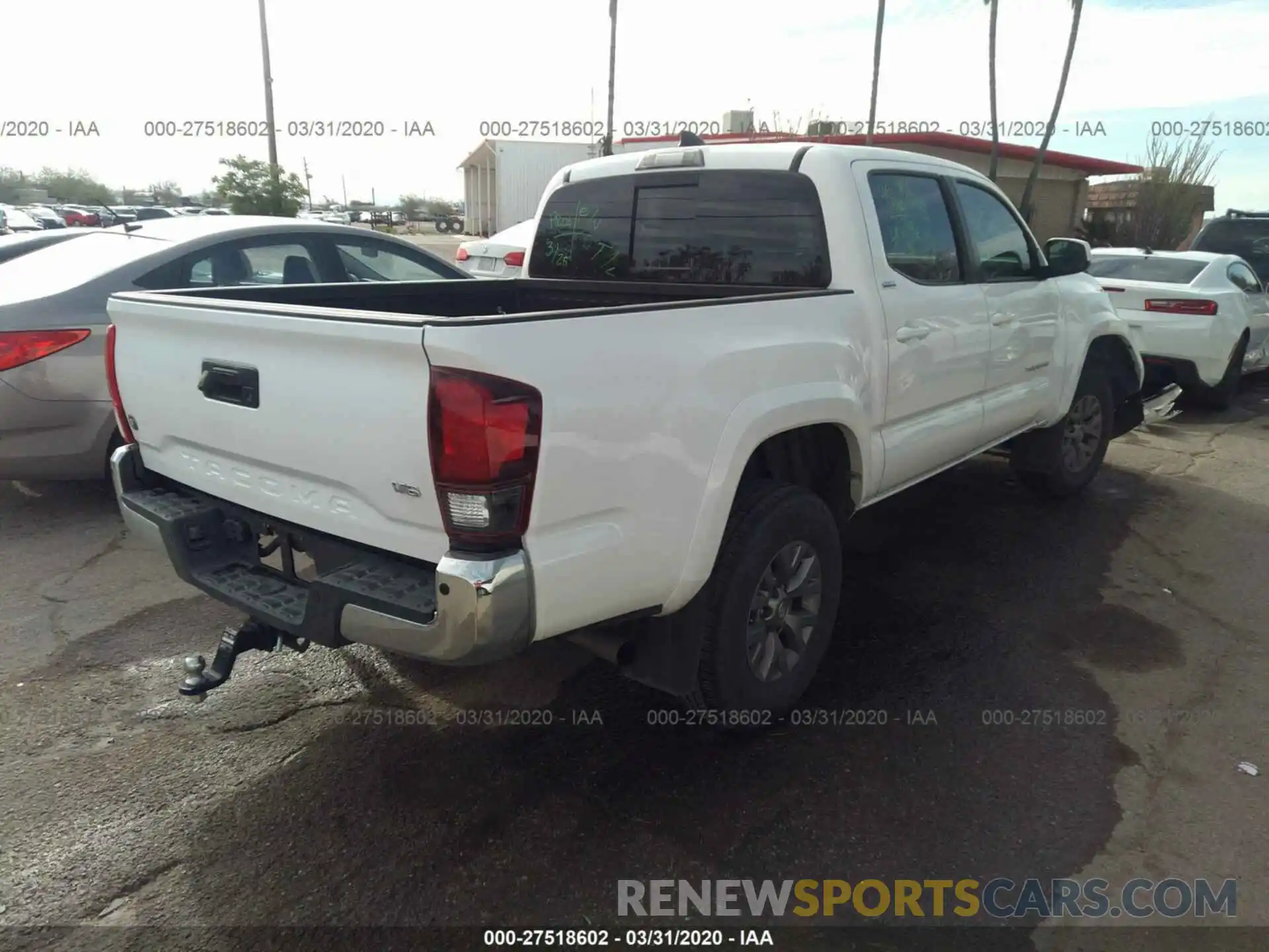 4 Фотография поврежденного автомобиля 5TFAZ5CN1KX079185 TOYOTA TACOMA 2019