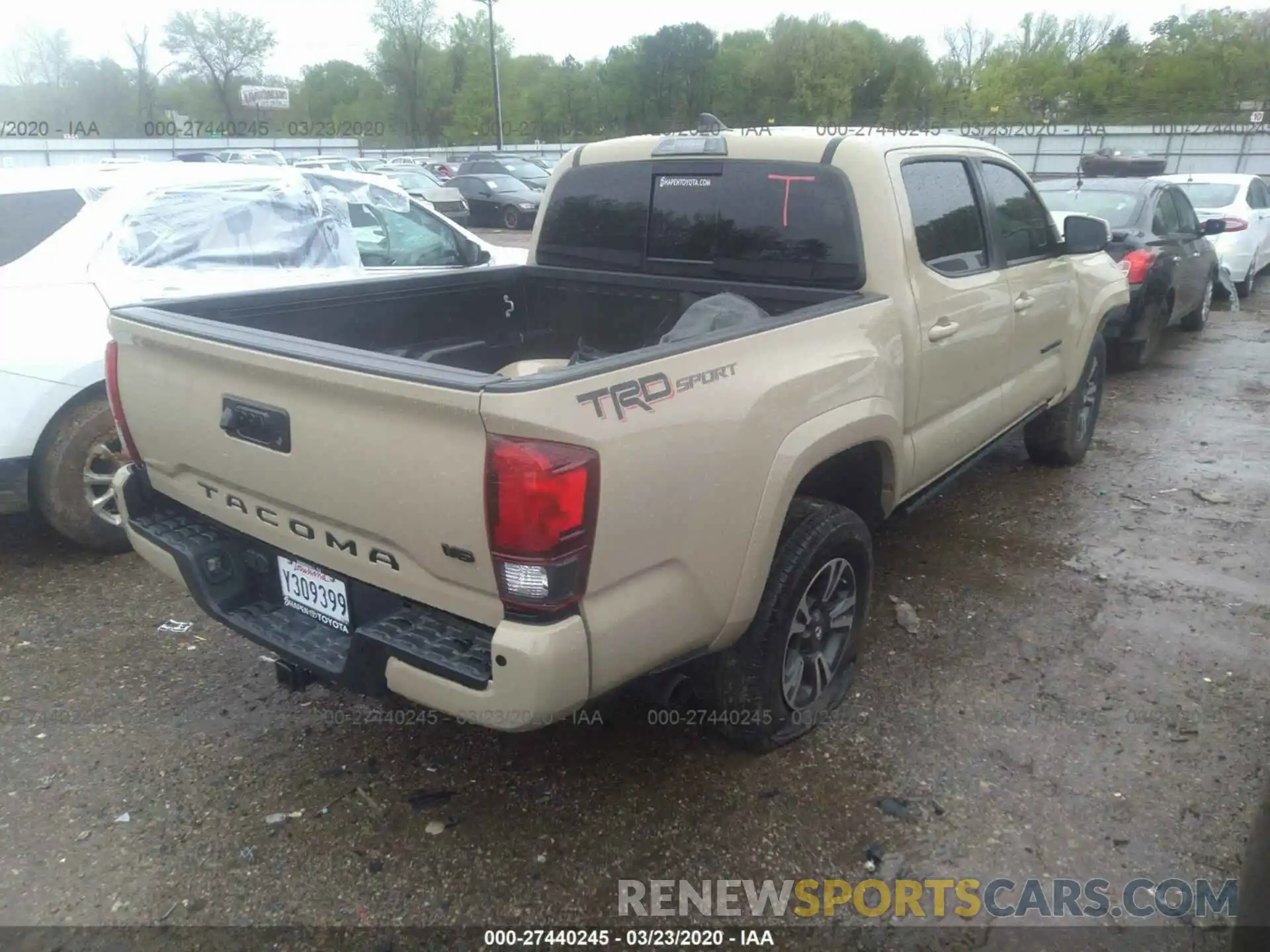 4 Photograph of a damaged car 5TFAZ5CN1KX083768 TOYOTA TACOMA 2019