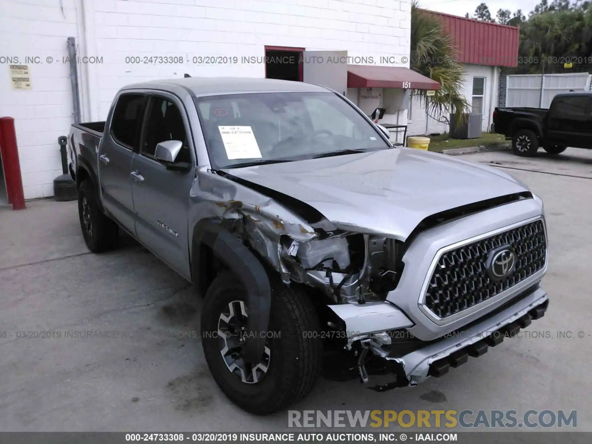 6 Photograph of a damaged car 5TFAZ5CN2KX072360 TOYOTA TACOMA 2019