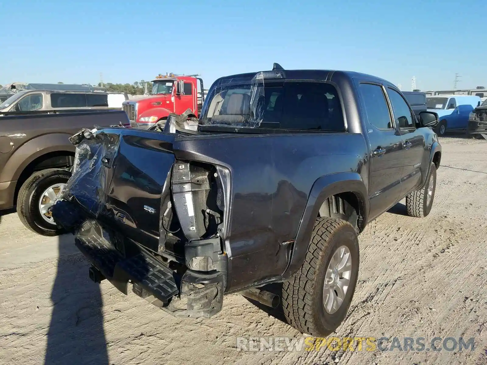 4 Photograph of a damaged car 5TFAZ5CN2KX074416 TOYOTA TACOMA 2019