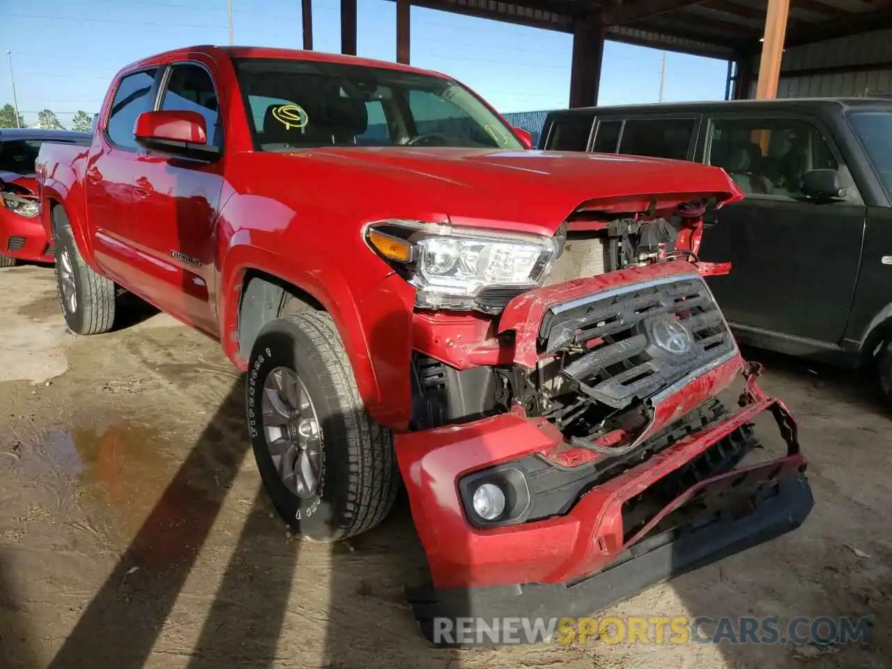 1 Фотография поврежденного автомобиля 5TFAZ5CN2KX075453 TOYOTA TACOMA 2019