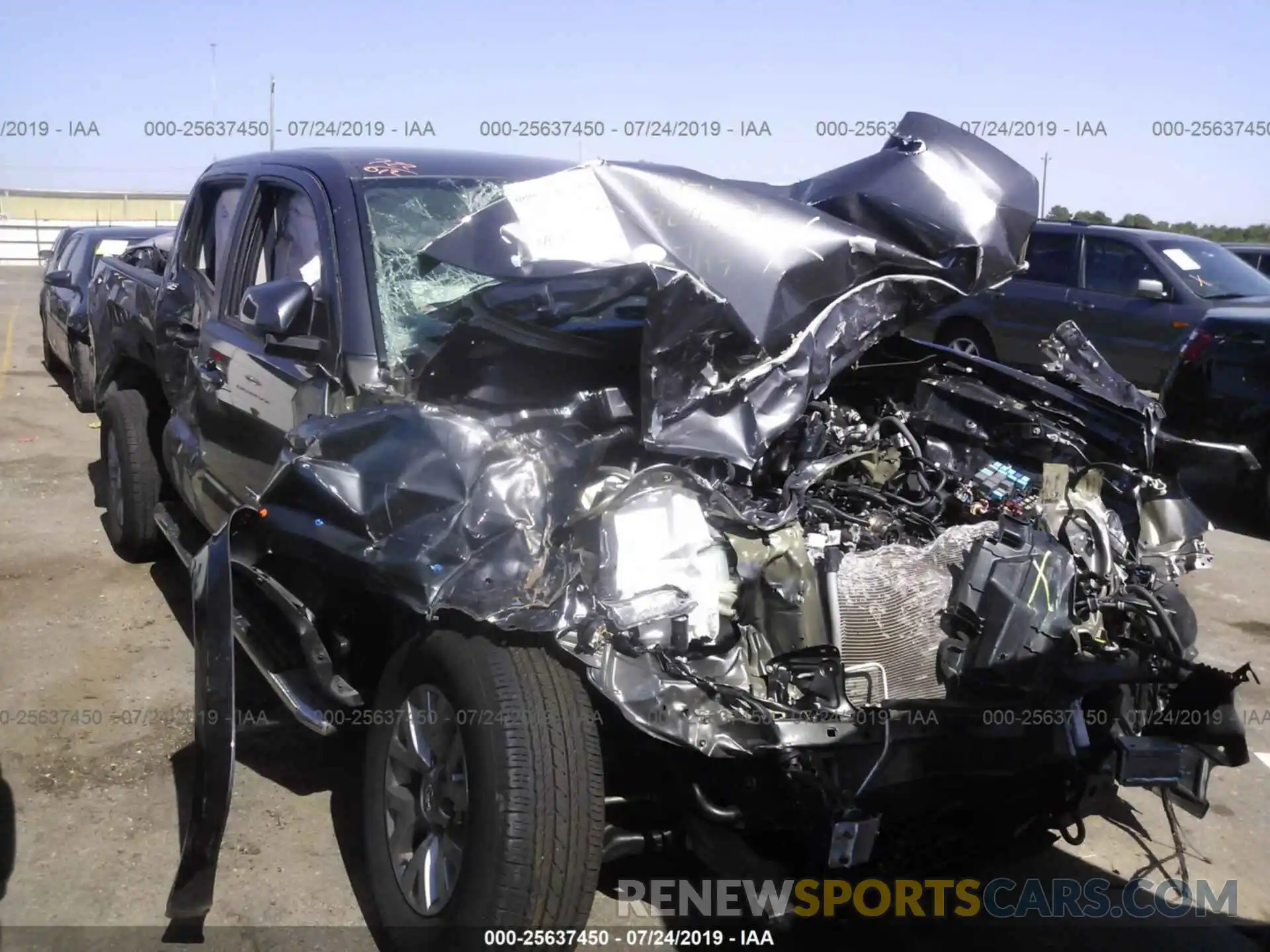 6 Photograph of a damaged car 5TFAZ5CN2KX078966 TOYOTA TACOMA 2019