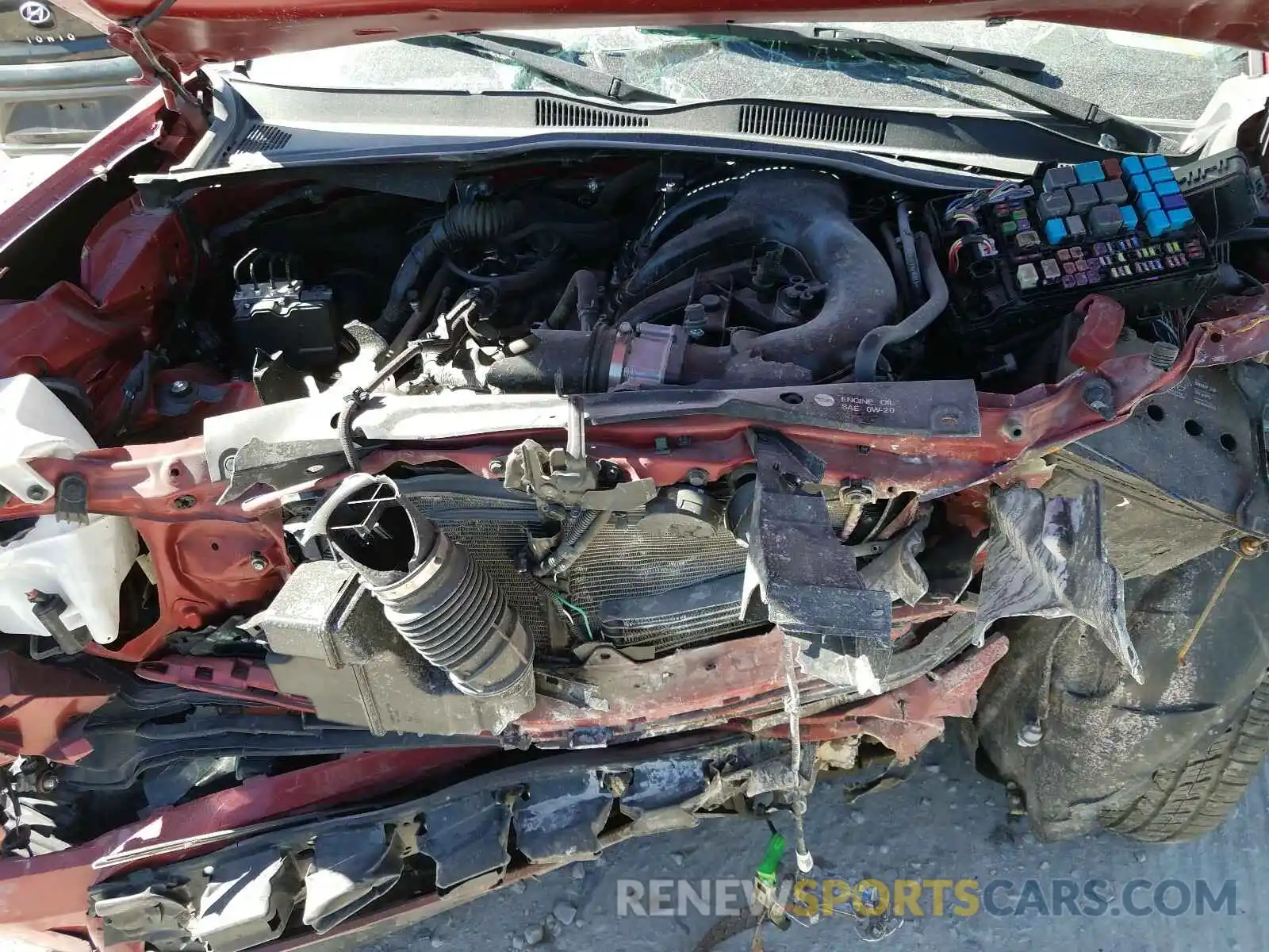 7 Photograph of a damaged car 5TFAZ5CN2KX080068 TOYOTA TACOMA 2019