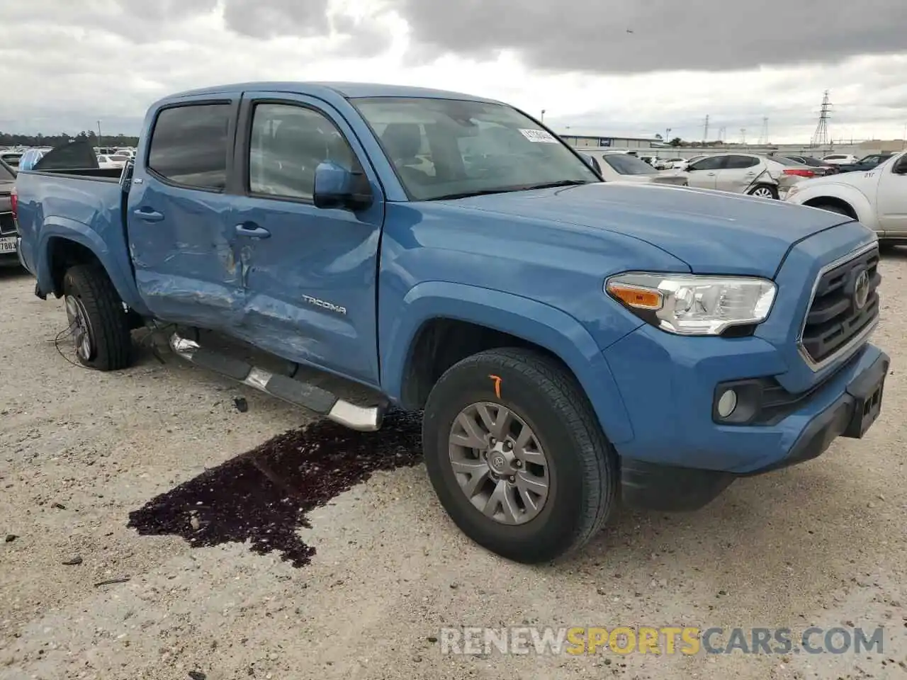 4 Фотография поврежденного автомобиля 5TFAZ5CN2KX082810 TOYOTA TACOMA 2019