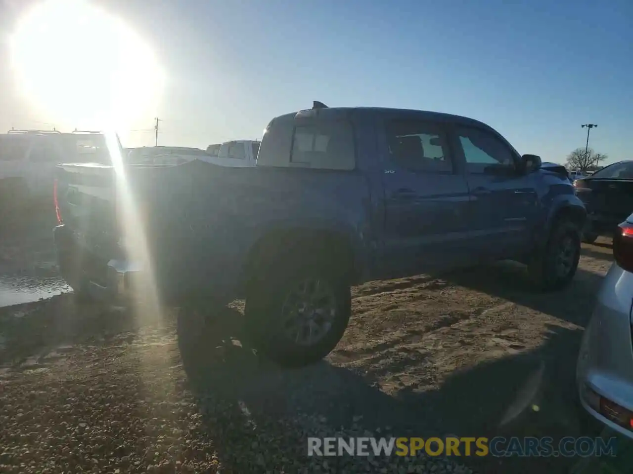 3 Photograph of a damaged car 5TFAZ5CN2KX083908 TOYOTA TACOMA 2019