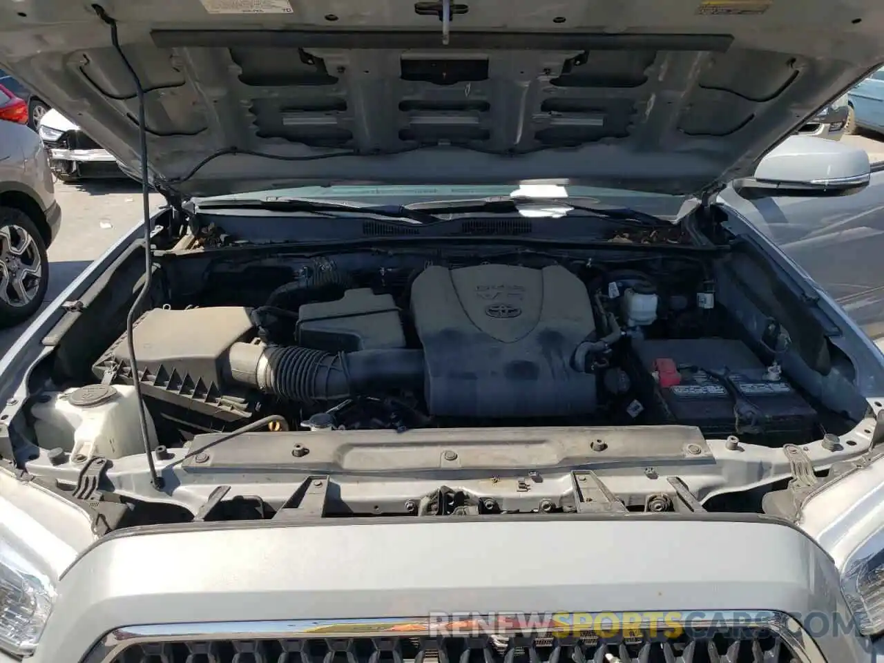 7 Photograph of a damaged car 5TFAZ5CN2KX084847 TOYOTA TACOMA 2019