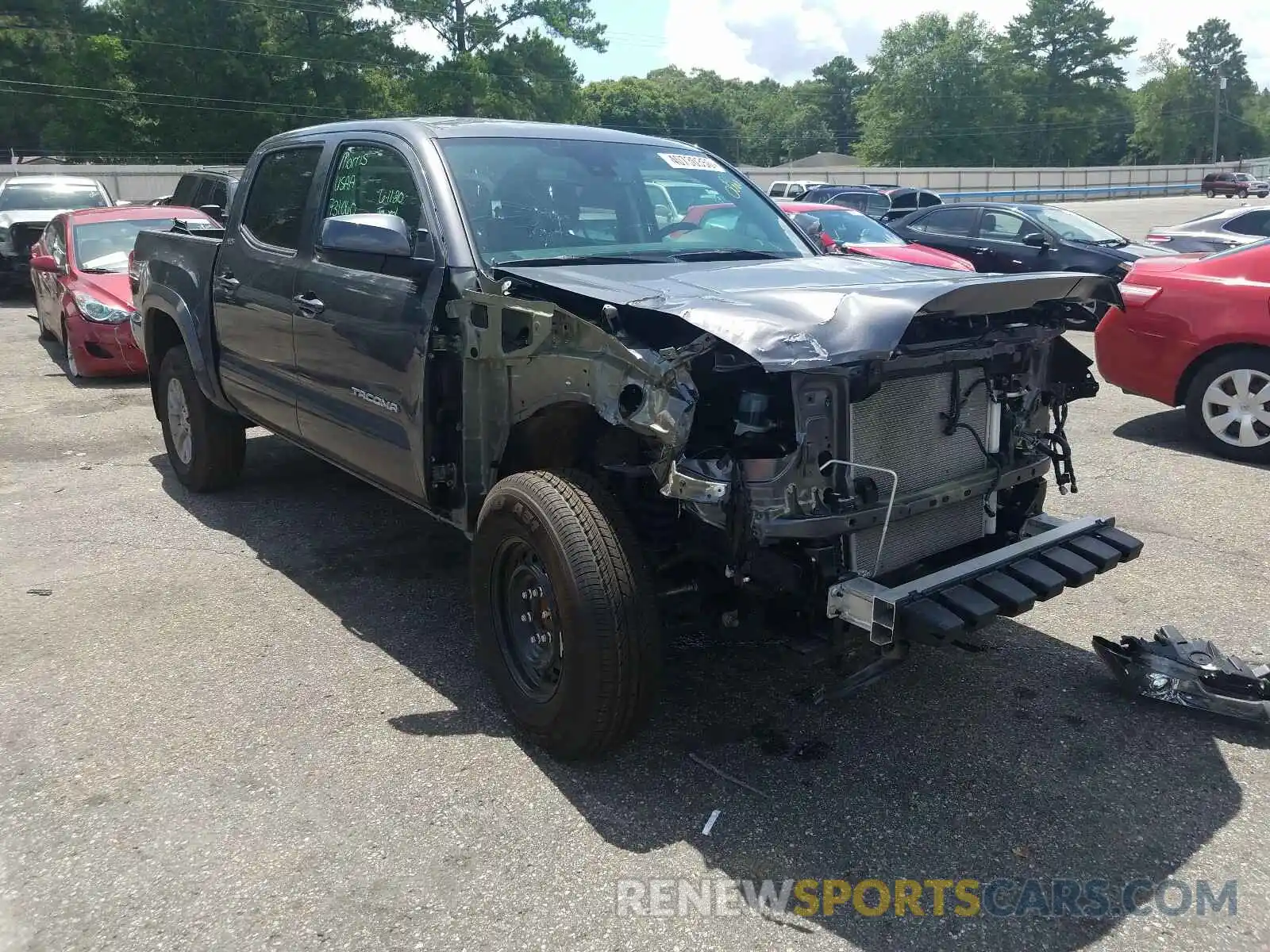 1 Photograph of a damaged car 5TFAZ5CN2KX085593 TOYOTA TACOMA 2019