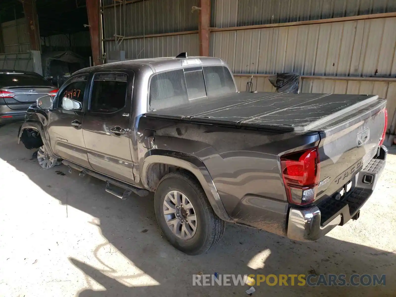 3 Photograph of a damaged car 5TFAZ5CN2KX086078 TOYOTA TACOMA 2019