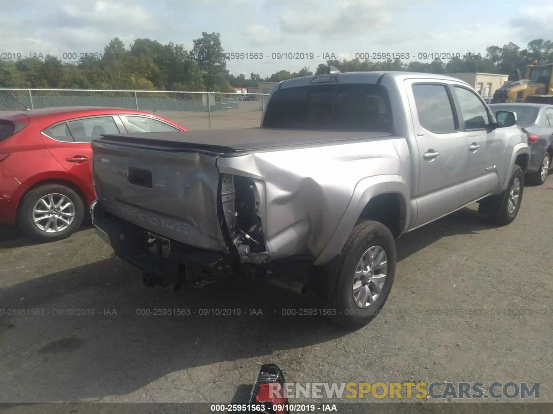 6 Photograph of a damaged car 5TFAZ5CN3KX071704 TOYOTA TACOMA 2019