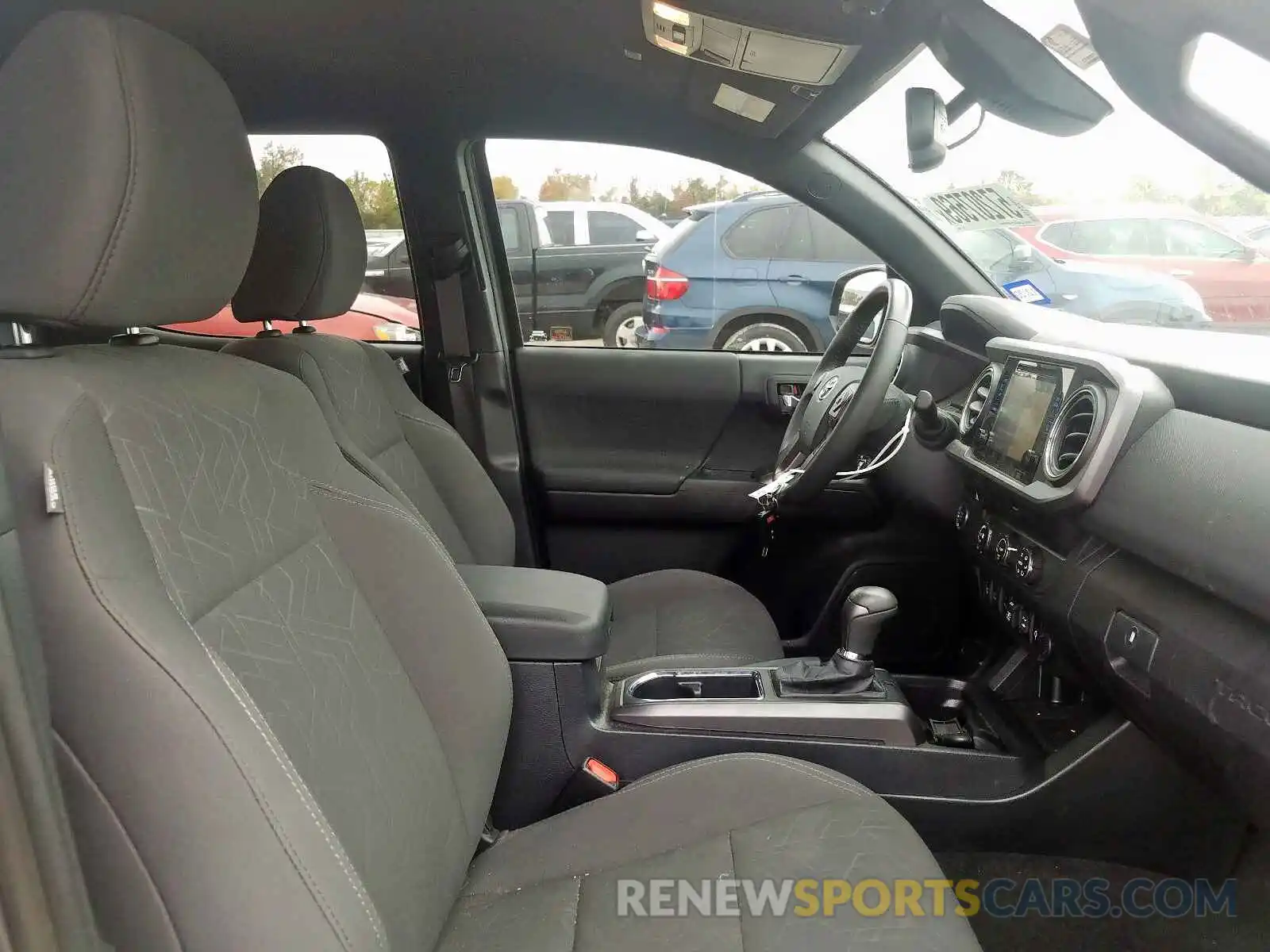 6 Photograph of a damaged car 5TFAZ5CN3KX073503 TOYOTA TACOMA 2019