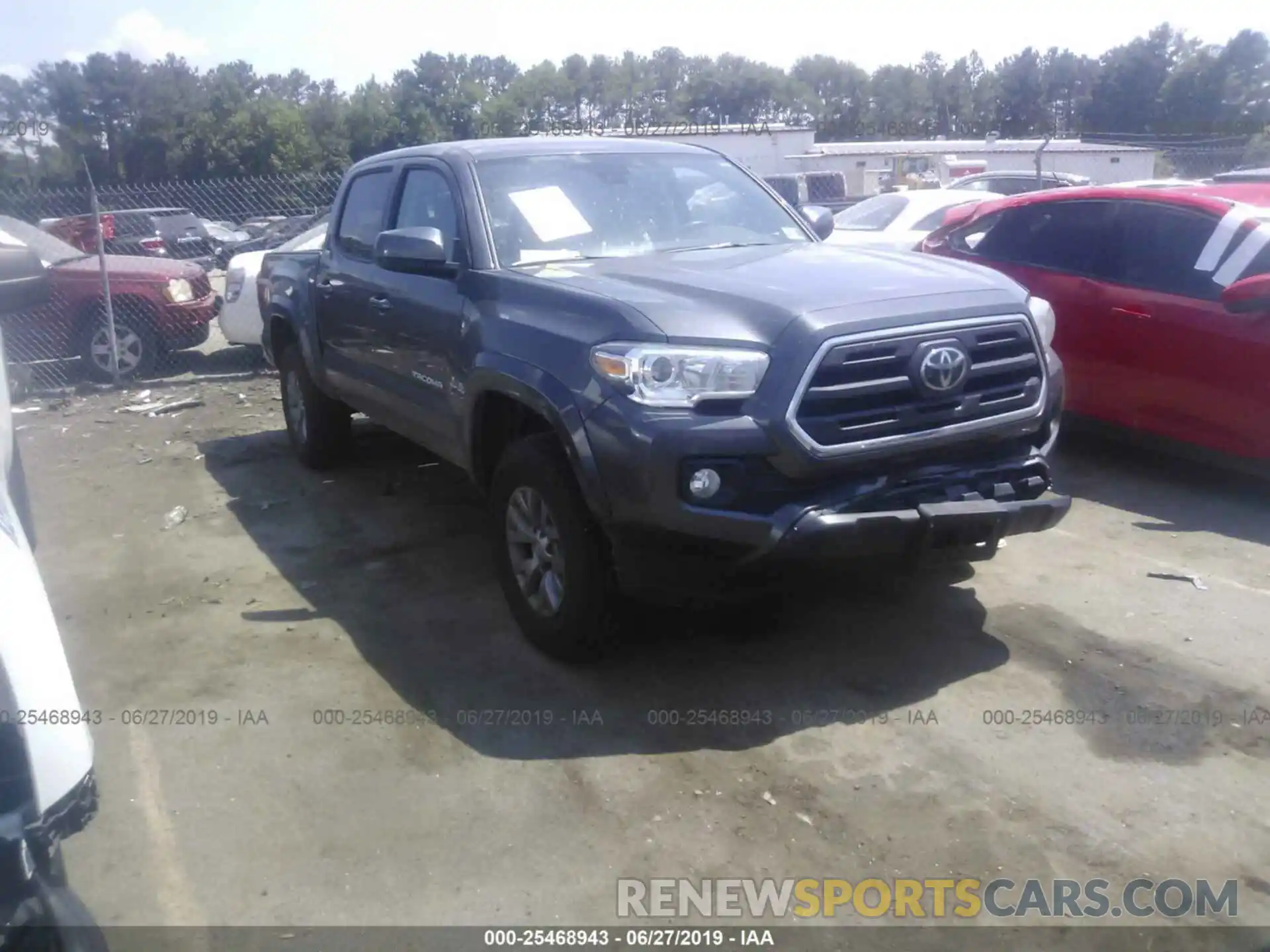 1 Фотография поврежденного автомобиля 5TFAZ5CN3KX076580 TOYOTA TACOMA 2019