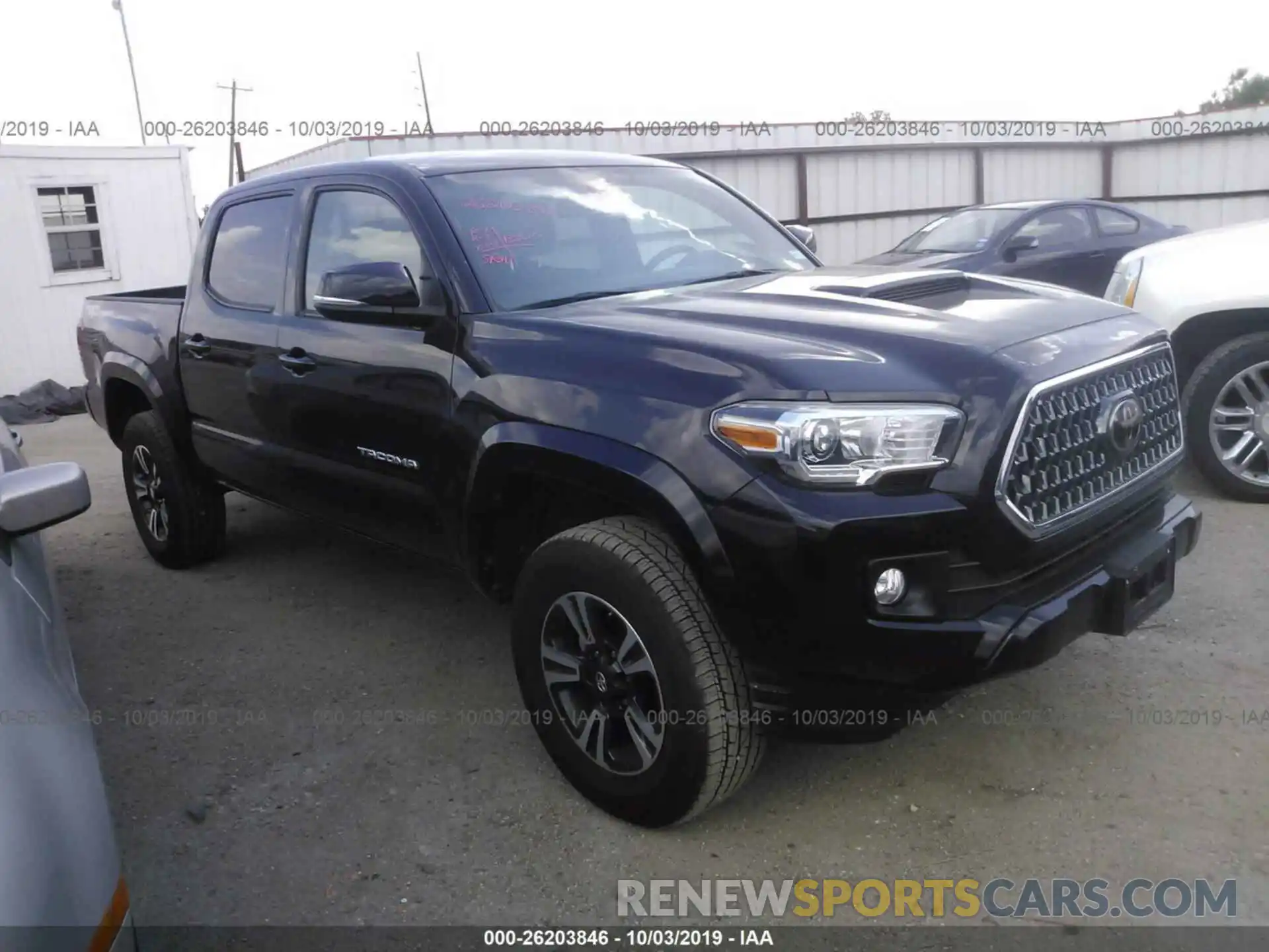 1 Фотография поврежденного автомобиля 5TFAZ5CN3KX077776 TOYOTA TACOMA 2019