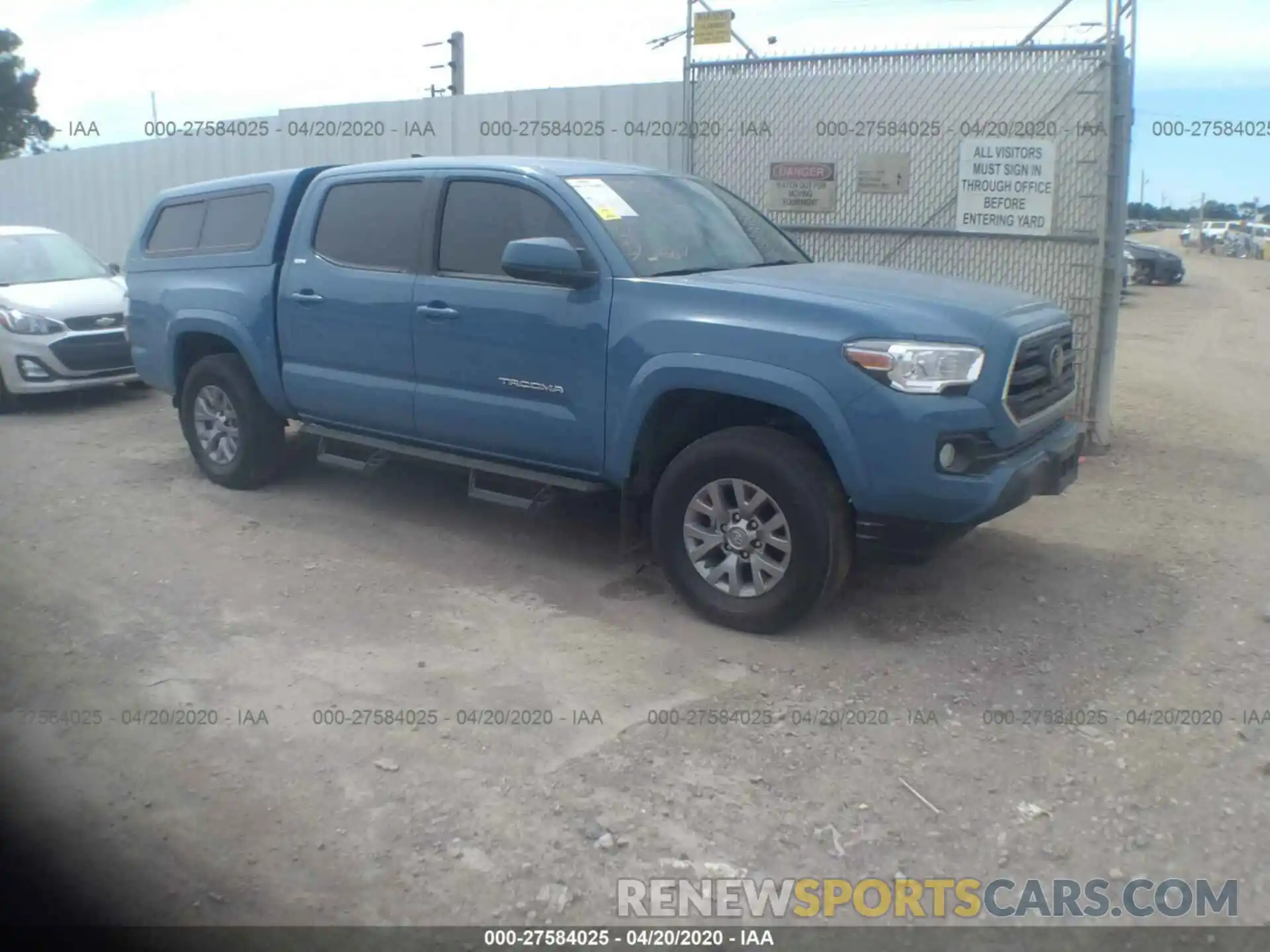 1 Photograph of a damaged car 5TFAZ5CN3KX084078 TOYOTA TACOMA 2019