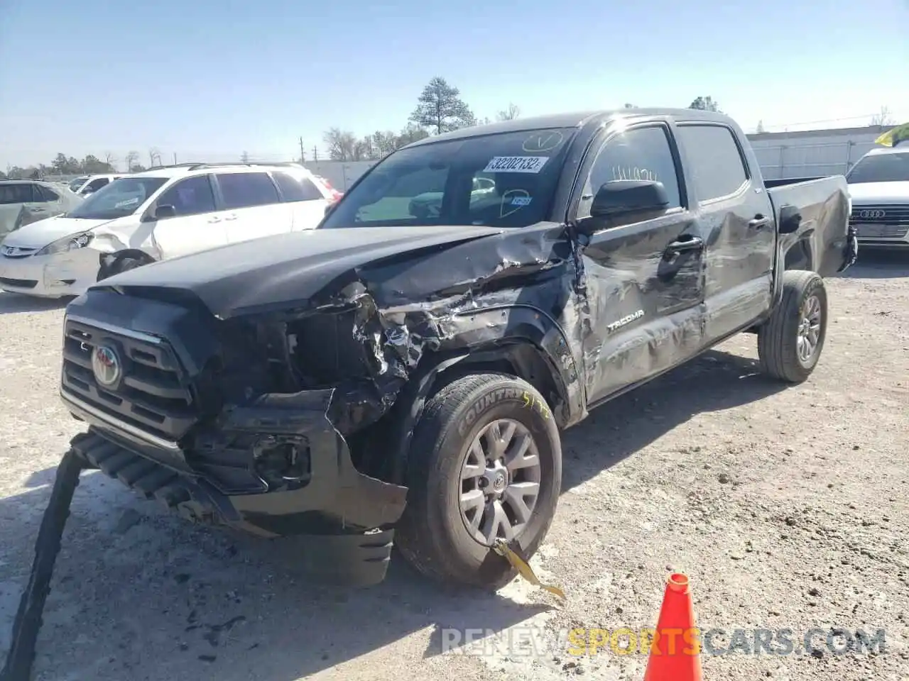 2 Photograph of a damaged car 5TFAZ5CN3KX085389 TOYOTA TACOMA 2019