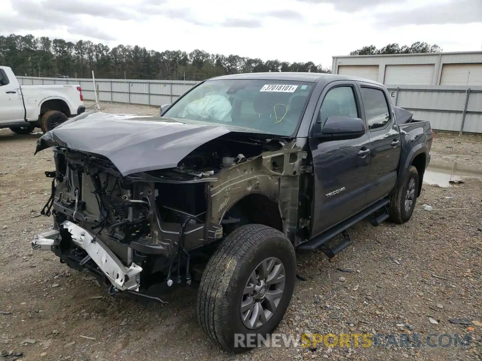 2 Photograph of a damaged car 5TFAZ5CN4KX077687 TOYOTA TACOMA 2019