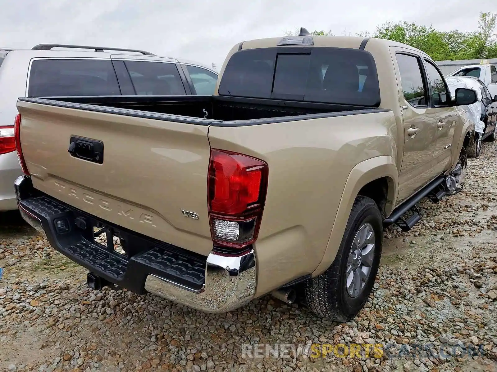 4 Фотография поврежденного автомобиля 5TFAZ5CN4KX082520 TOYOTA TACOMA 2019