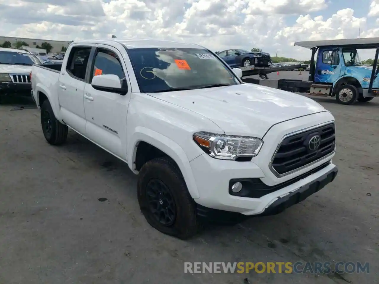 1 Photograph of a damaged car 5TFAZ5CN5KX074815 TOYOTA TACOMA 2019