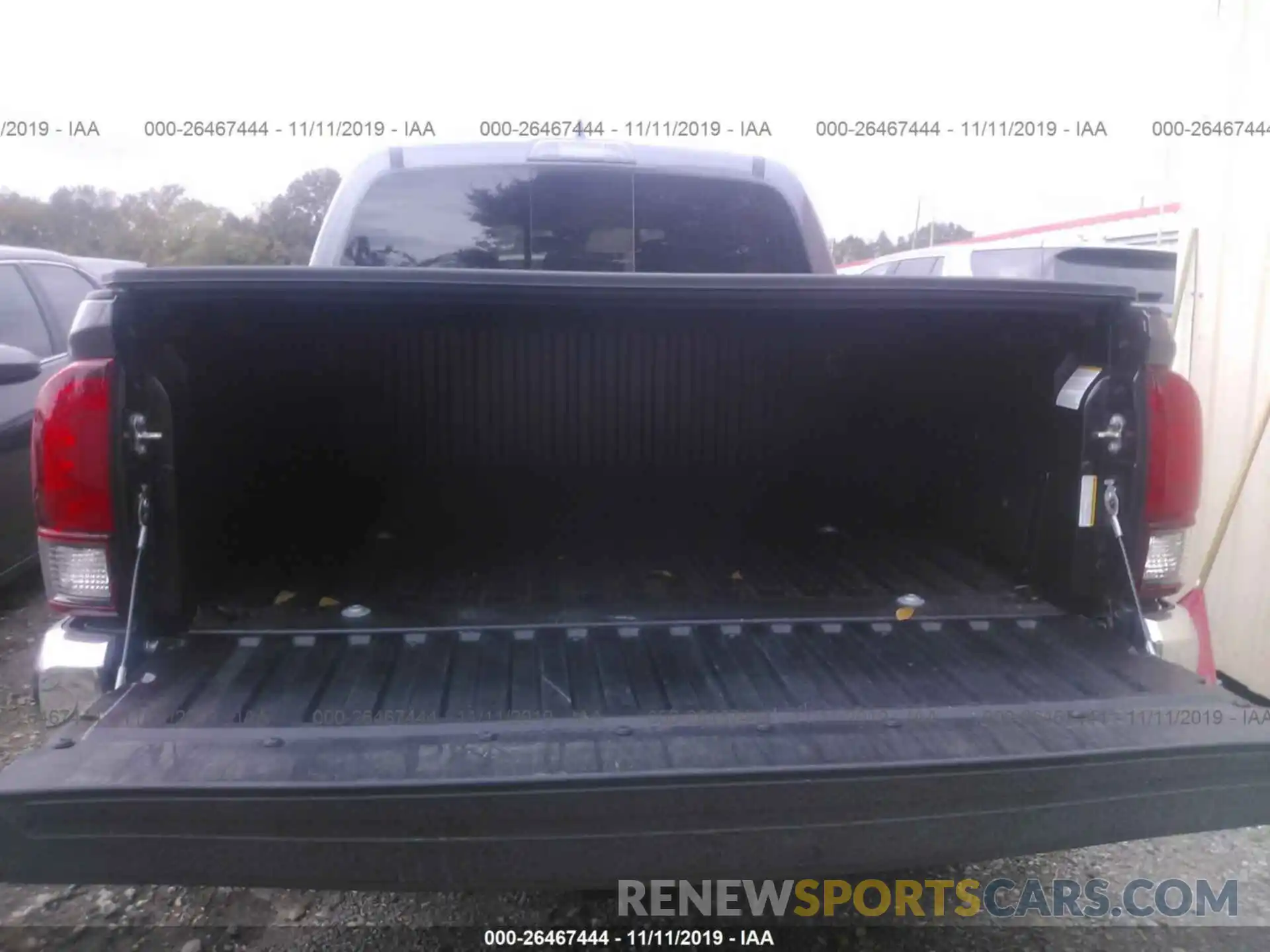 8 Photograph of a damaged car 5TFAZ5CN5KX084387 TOYOTA TACOMA 2019