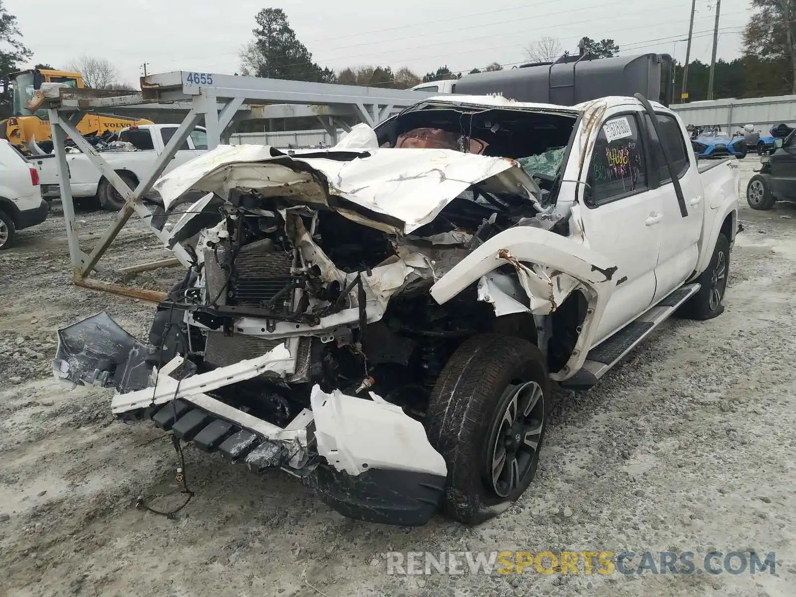 2 Photograph of a damaged car 5TFAZ5CN6KX077058 TOYOTA TACOMA 2019