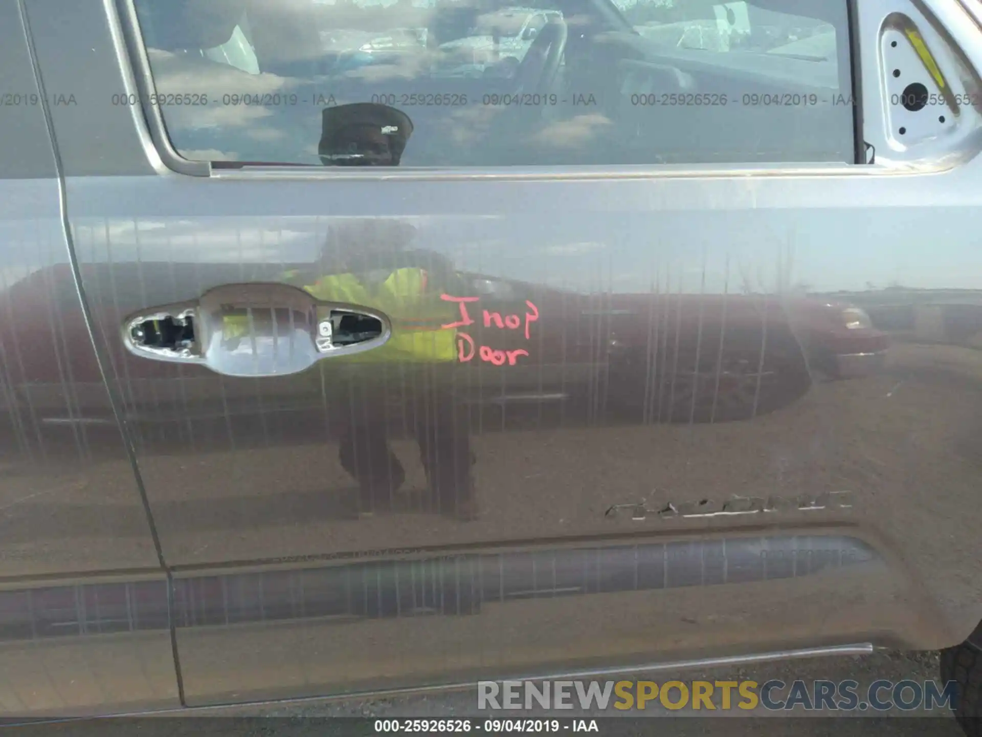 5 Photograph of a damaged car 5TFAZ5CN6KX077853 TOYOTA TACOMA 2019