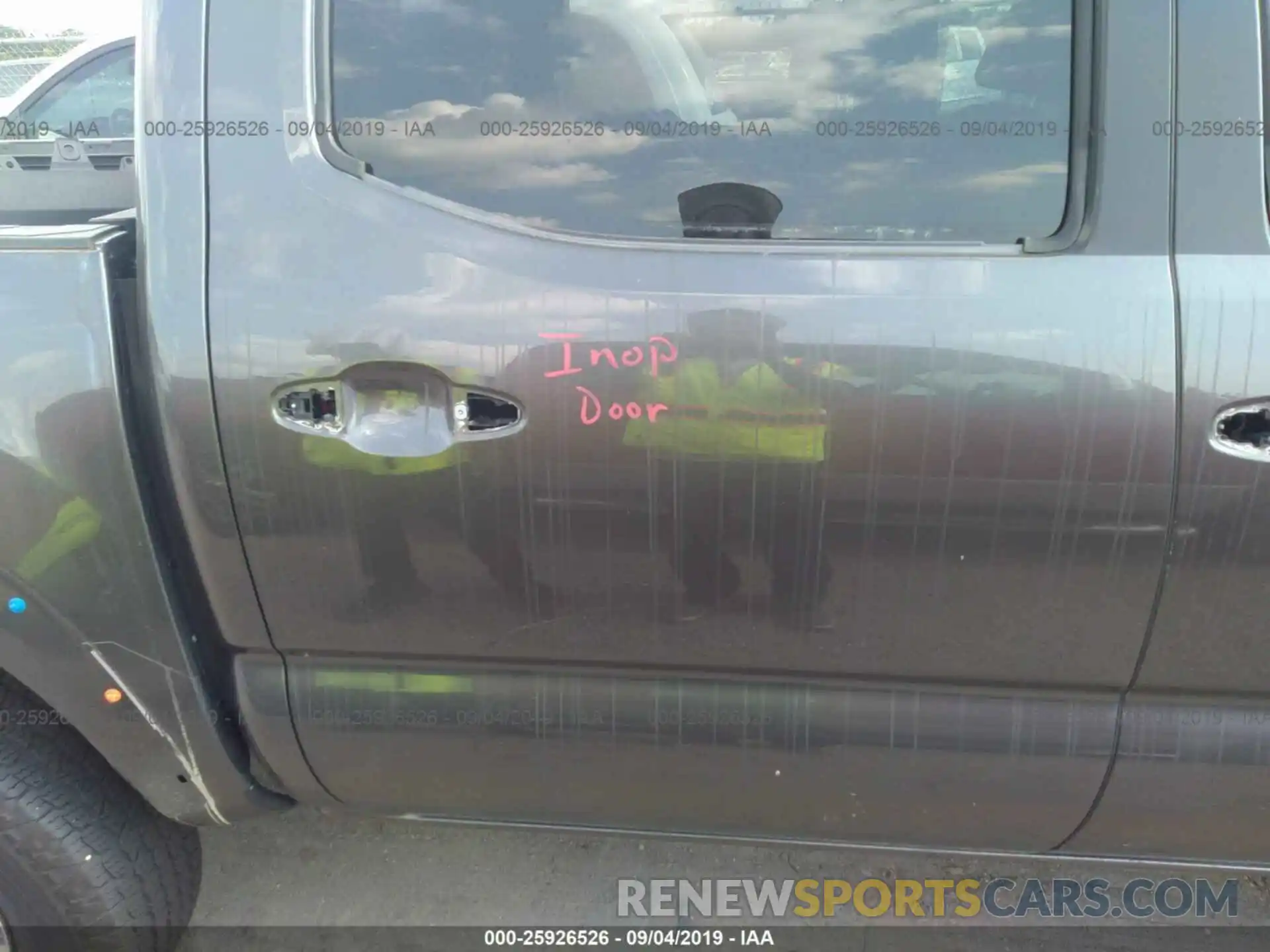 8 Photograph of a damaged car 5TFAZ5CN6KX077853 TOYOTA TACOMA 2019