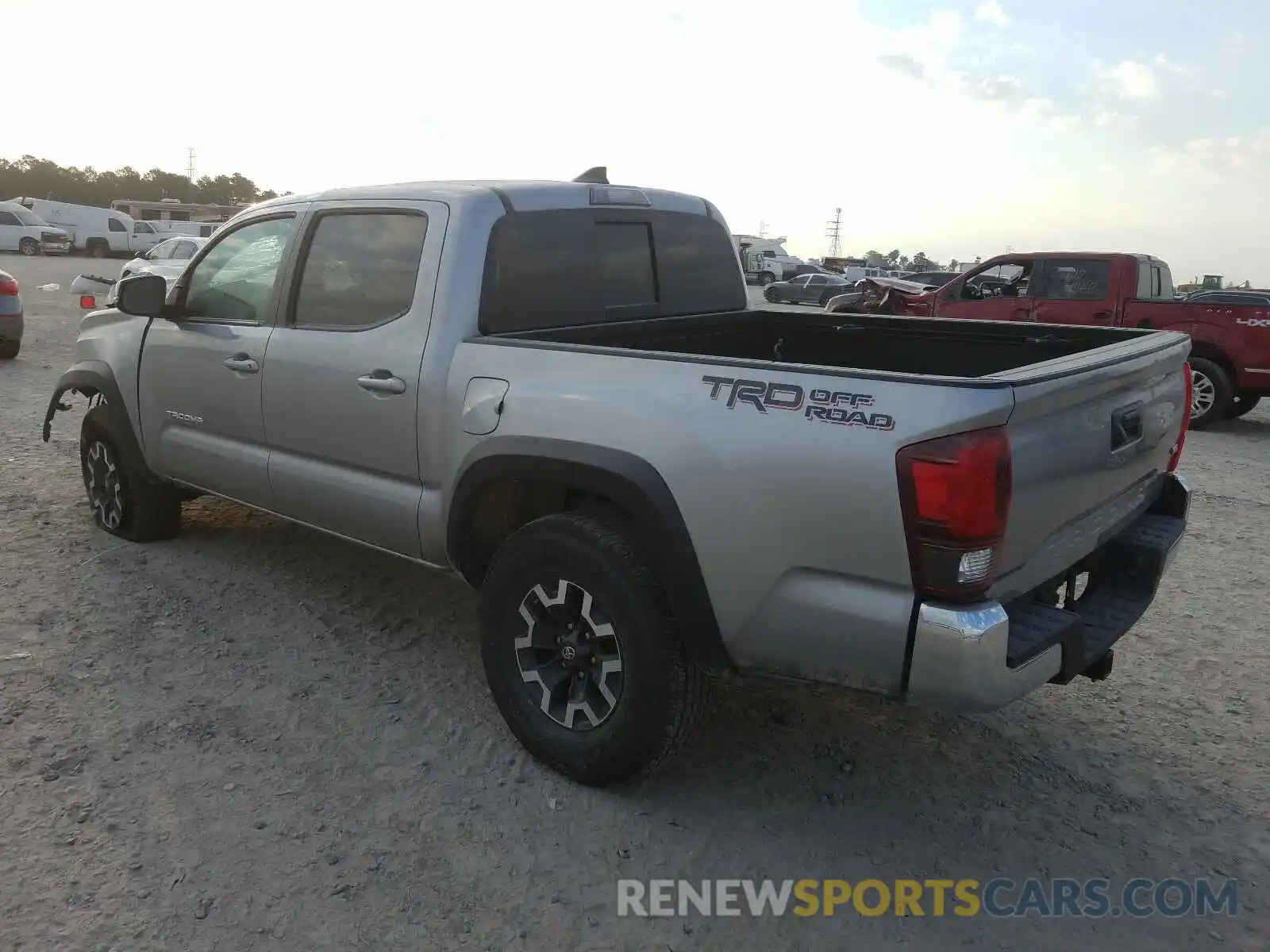 3 Photograph of a damaged car 5TFAZ5CN6KX079585 TOYOTA TACOMA 2019