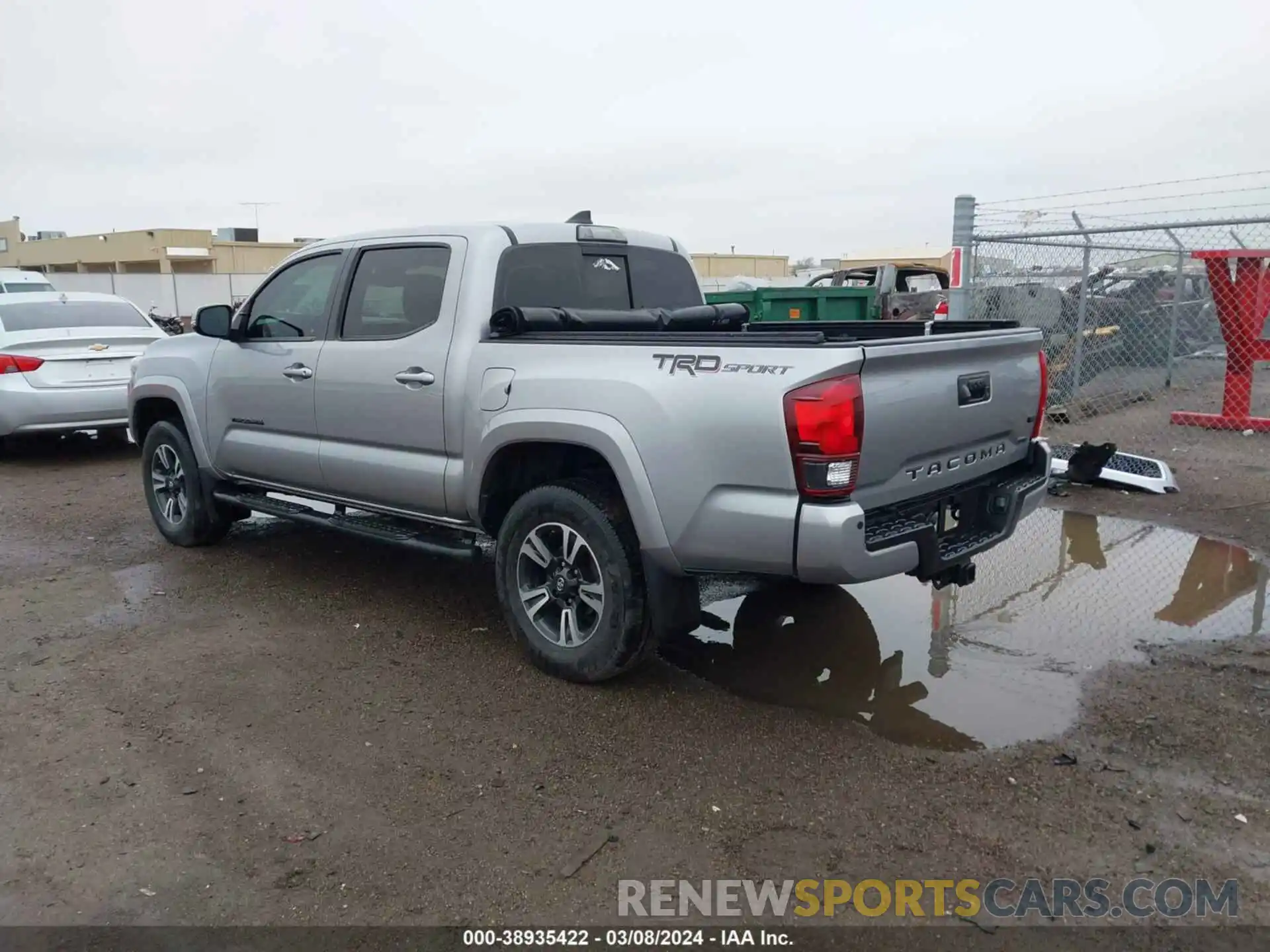 3 Photograph of a damaged car 5TFAZ5CN6KX082731 TOYOTA TACOMA 2019