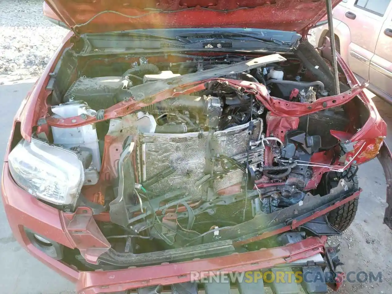 7 Photograph of a damaged car 5TFAZ5CN6KX085919 TOYOTA TACOMA 2019